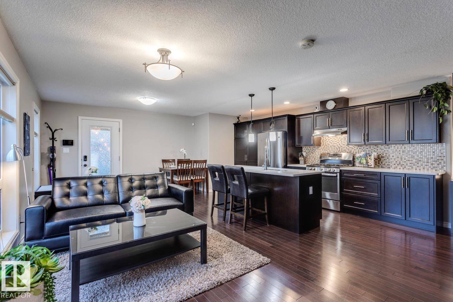 Edmonton, AB T6C 0R7,8901 79 AV NW NW