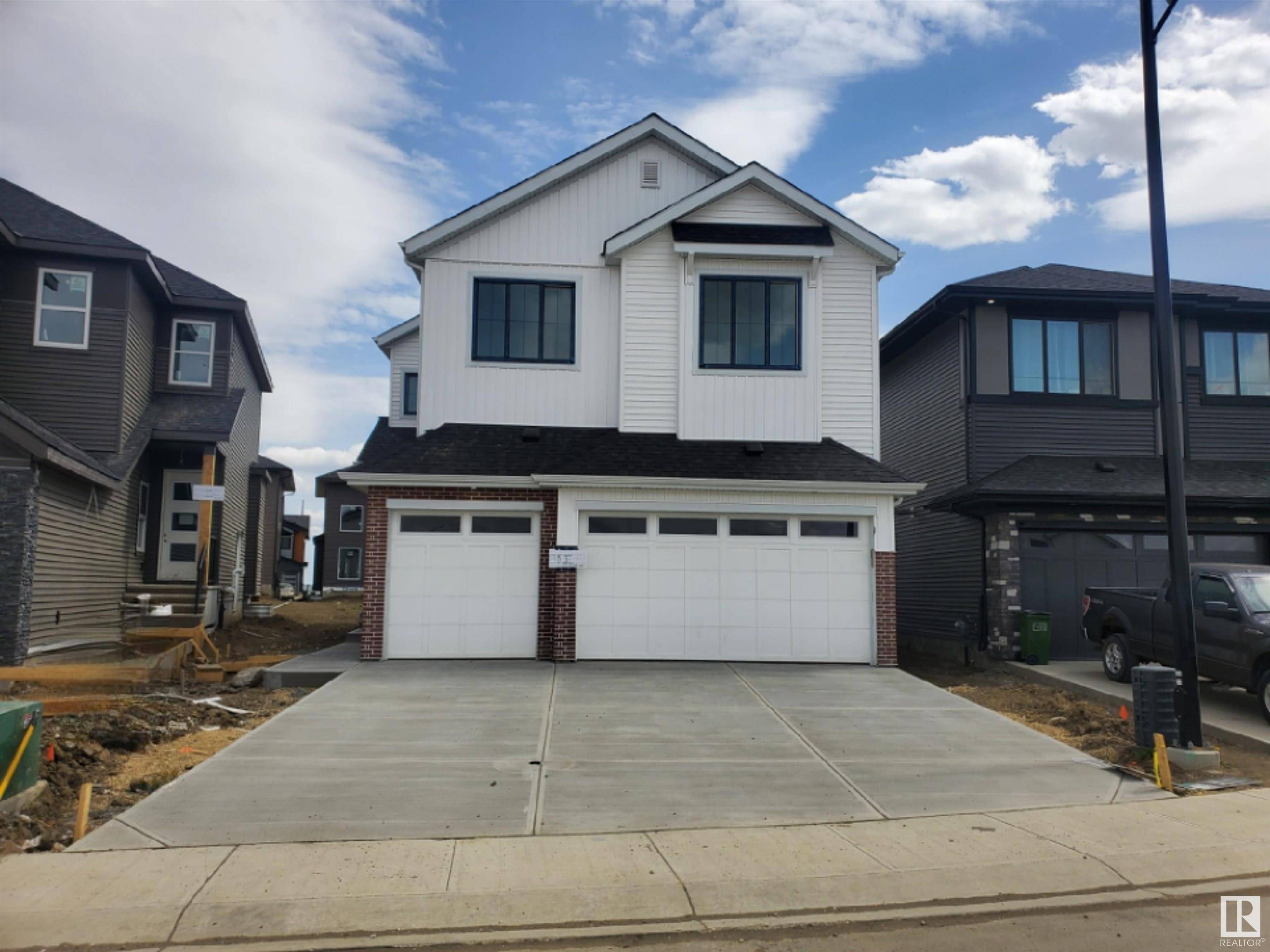 Edmonton, AB T5Y 4G8,17115 3 ST NW