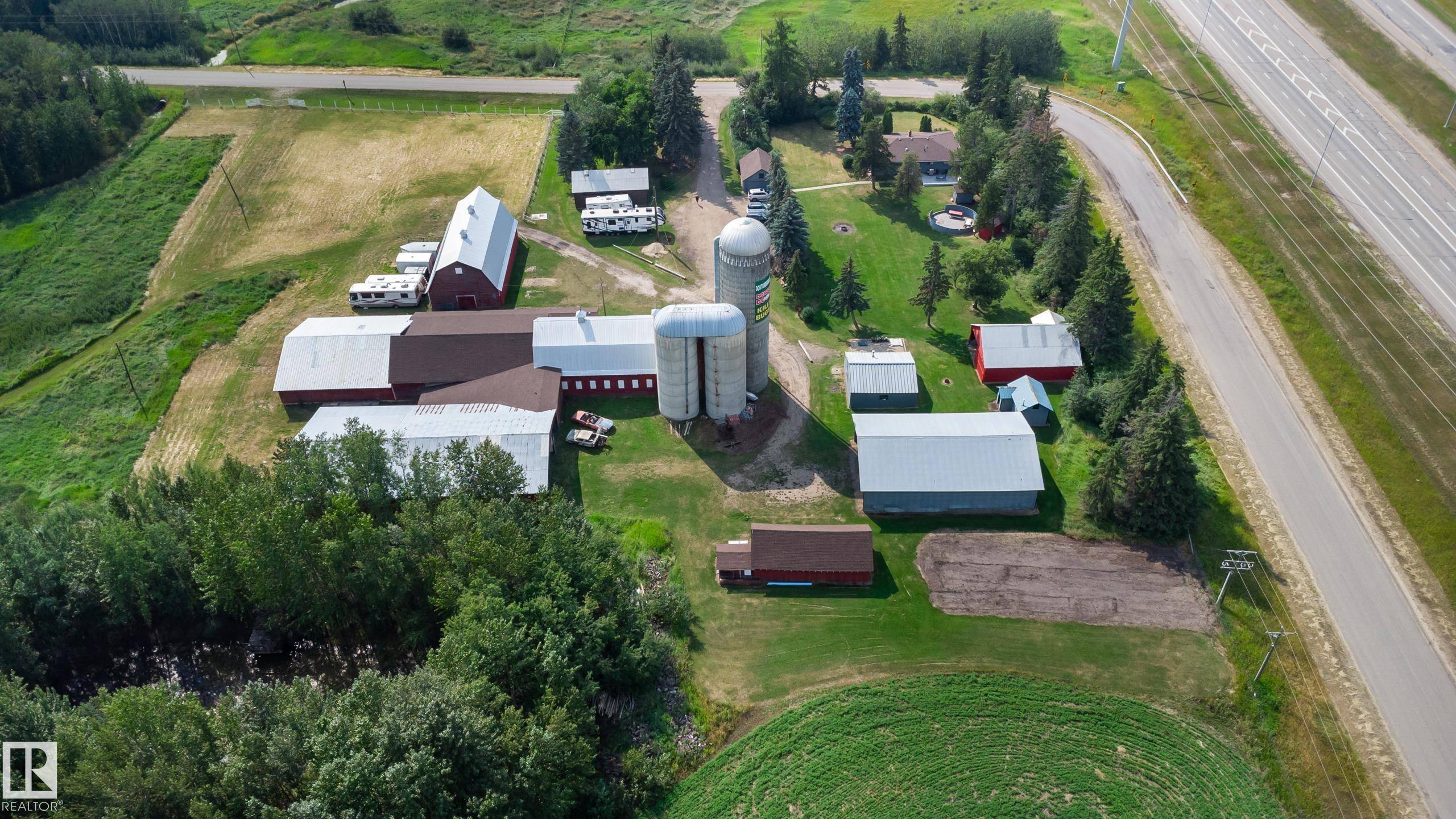 Rural Strathcona County, AB T8B 1L1,51539 RGE ROAD 232A