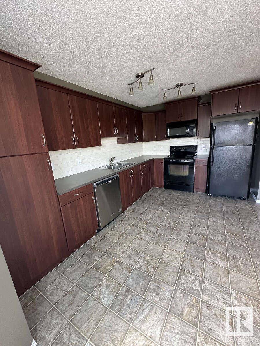 Leduc, AB T9E 0P8,527 SONGHURST WY