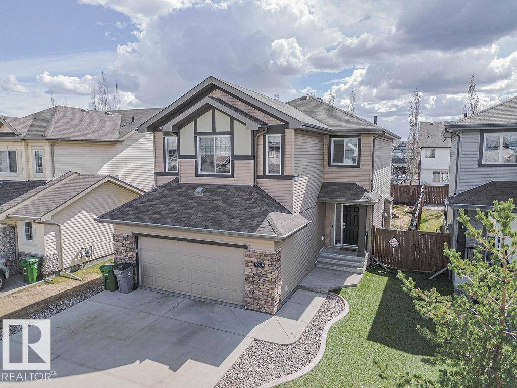 Morinville, AB T8R 0B7,9709 104Ave