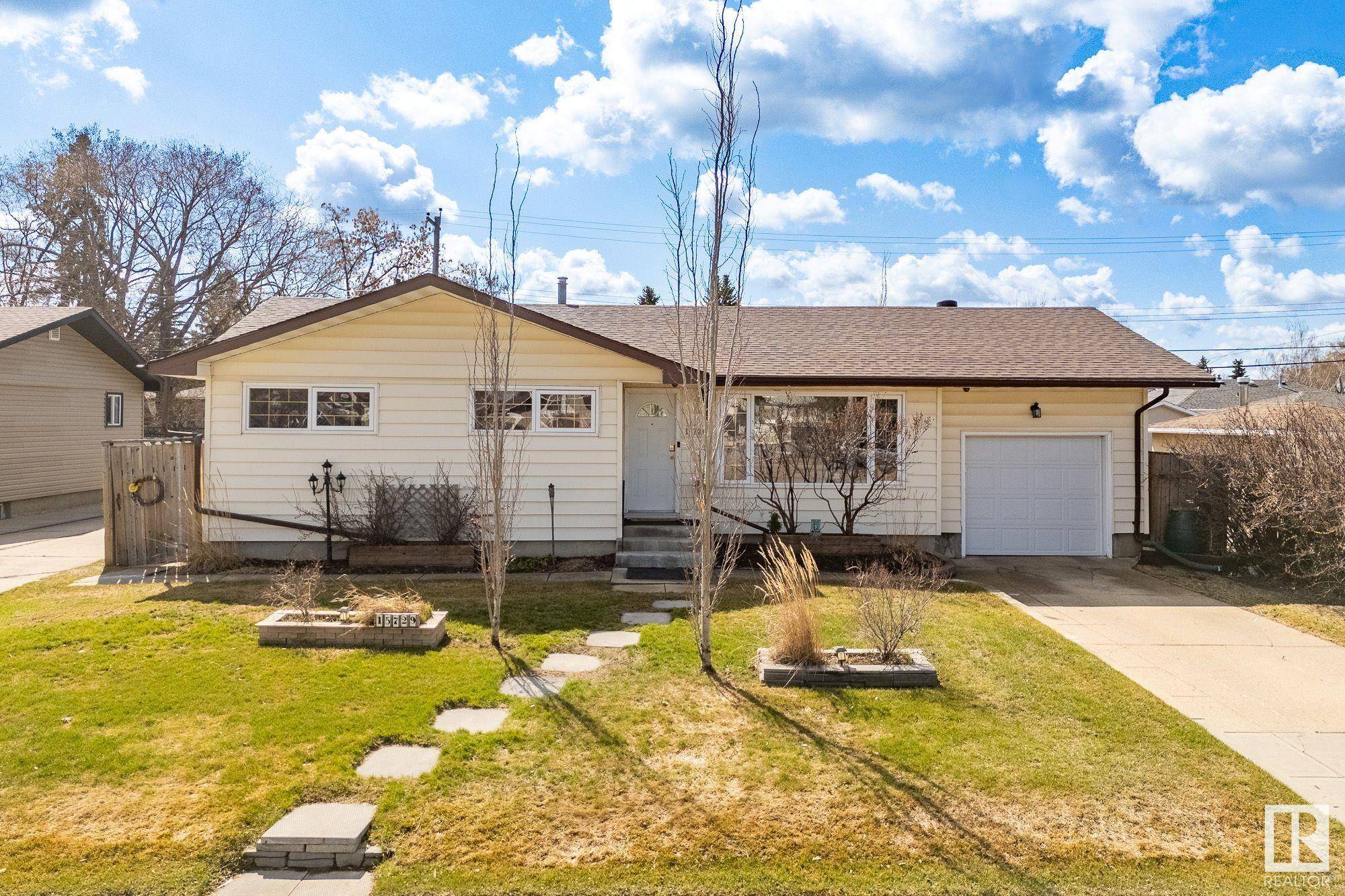Edmonton, AB T5P 0A3,15729 95 AV NW