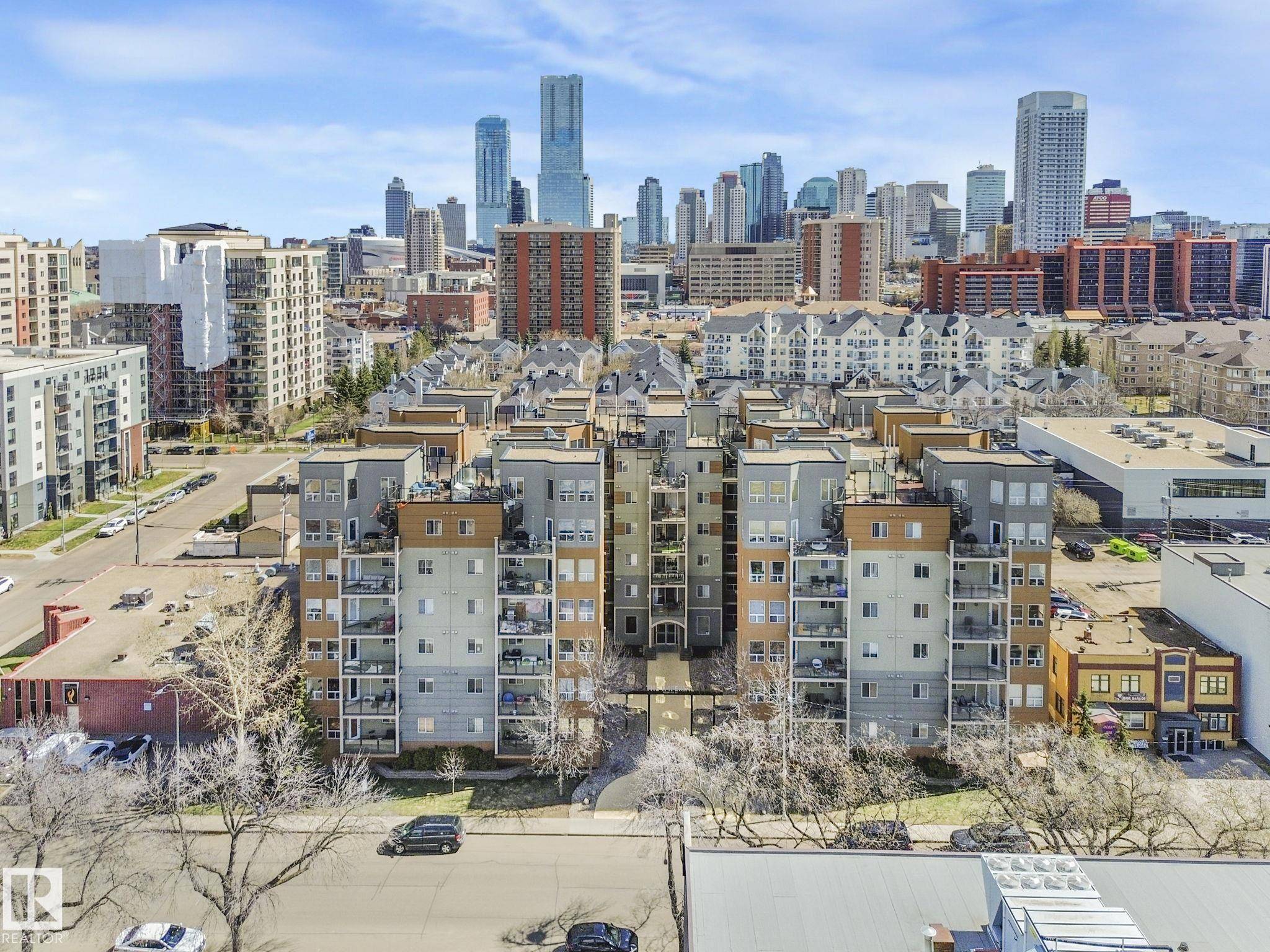 Edmonton, AB T5K 1M7,#504 10235 112 ST NW