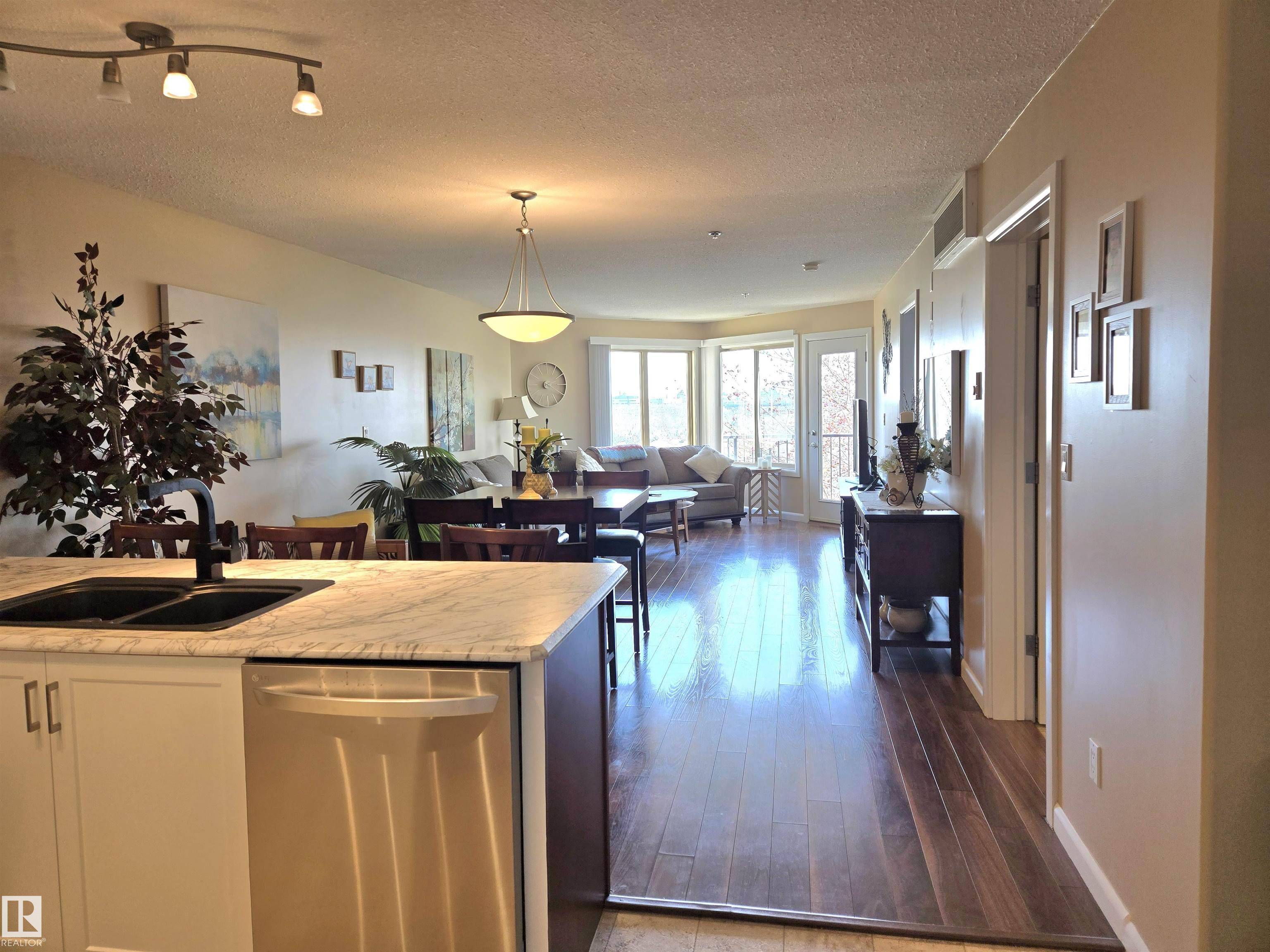 Edmonton, AB T5A 5J5,#330 530 HOOKE RD NW