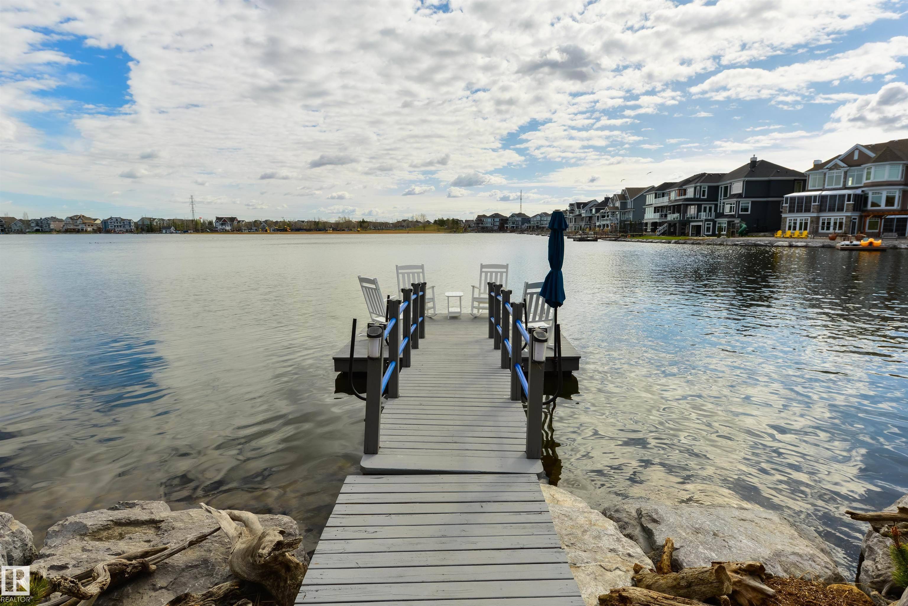 Edmonton, AB T6X 0C8,1807 90A ST SW