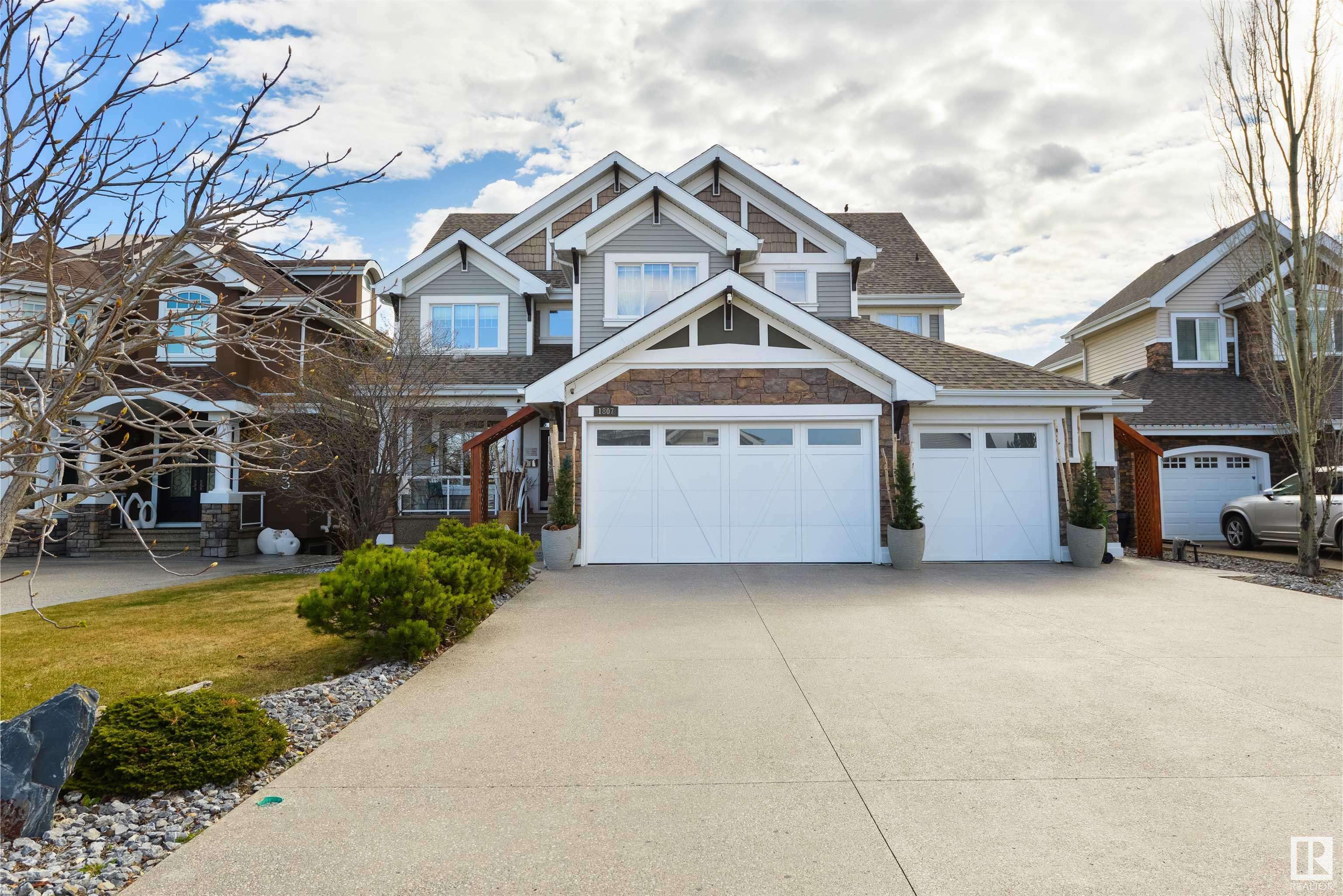 Edmonton, AB T6X 0C8,1807 90A ST SW