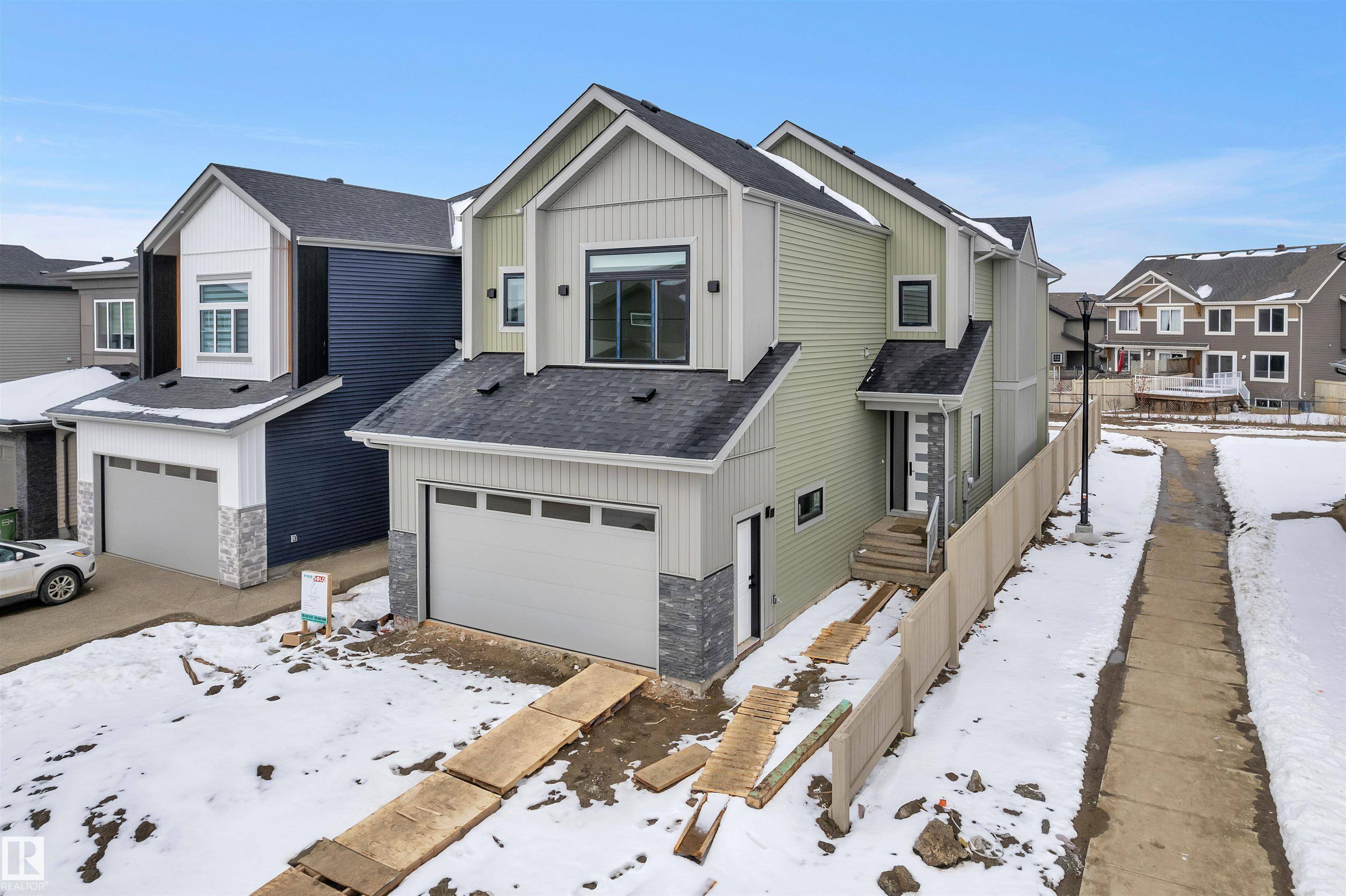 Edmonton, AB T6X 3E6,8452 Mayday Link SW SW