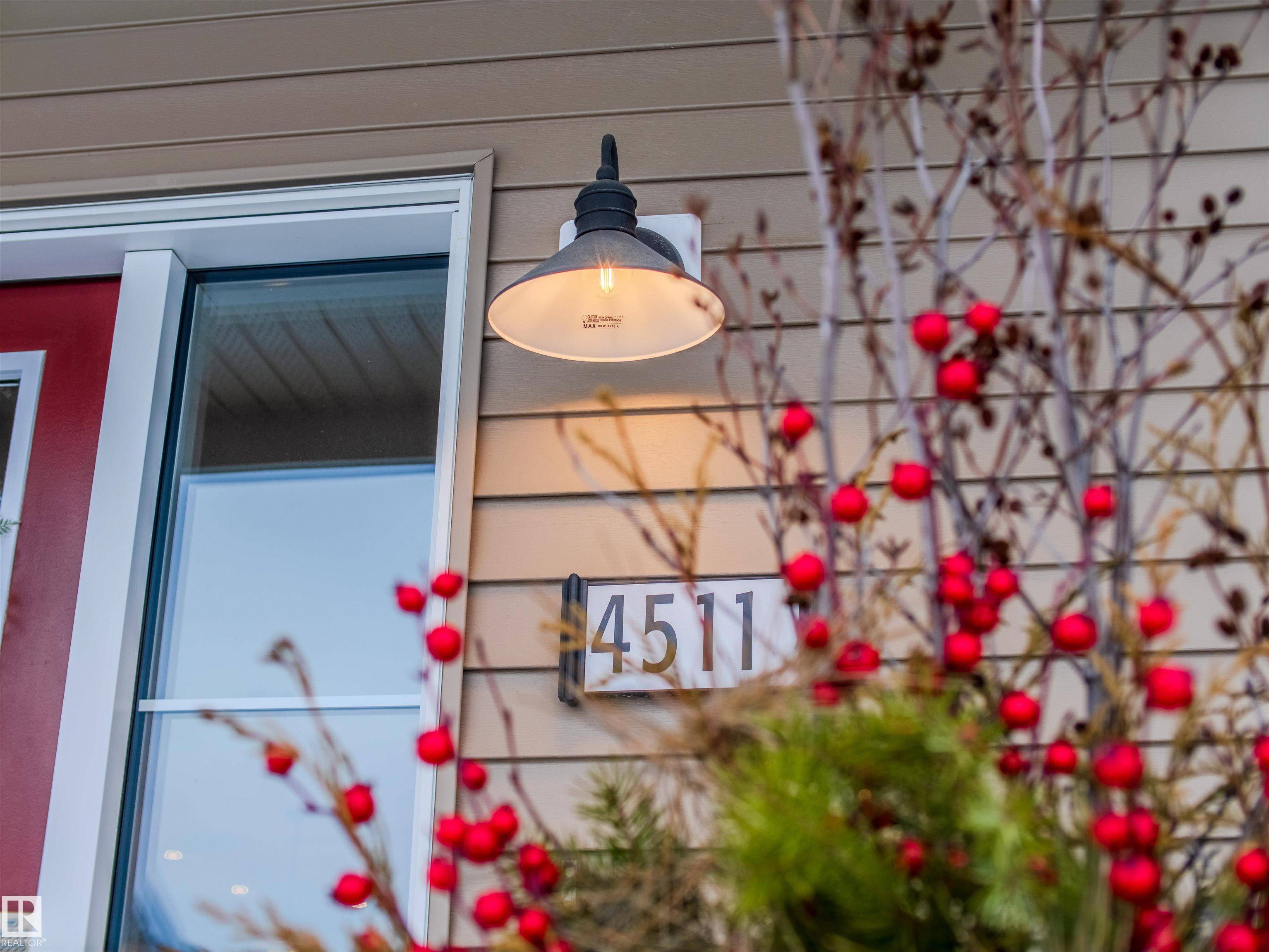 Edmonton, AB T6W 4J9,4511 KINSELLA LI SW