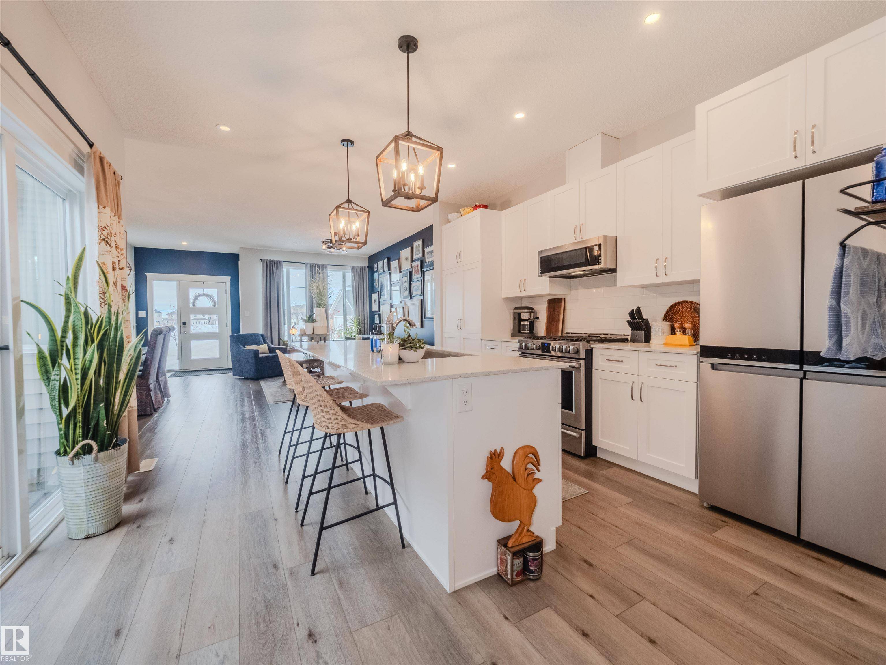Edmonton, AB T6W 4J9,4511 KINSELLA LI SW