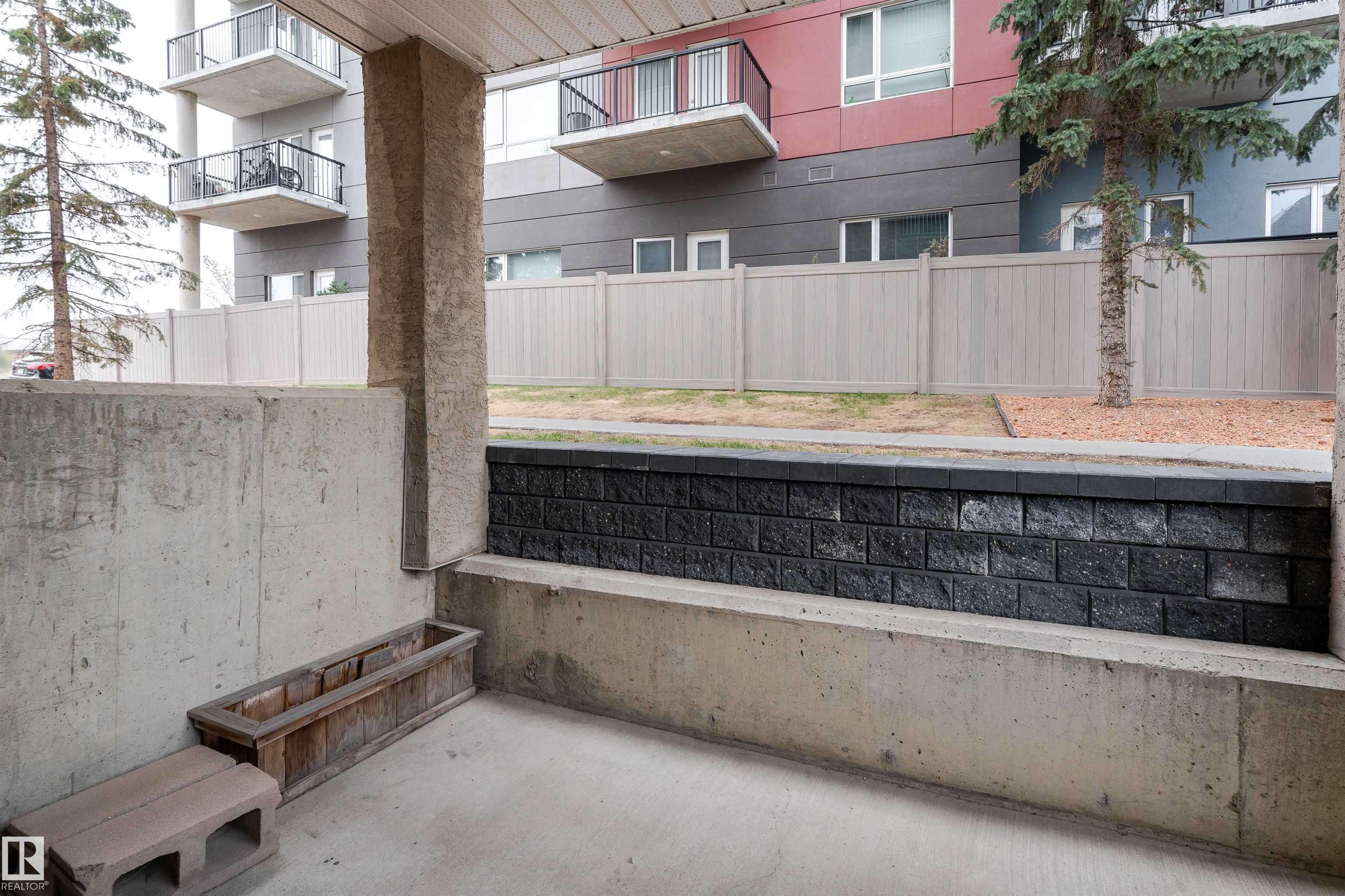 Edmonton, AB T5N 4B7,#126 10535 122 ST NW