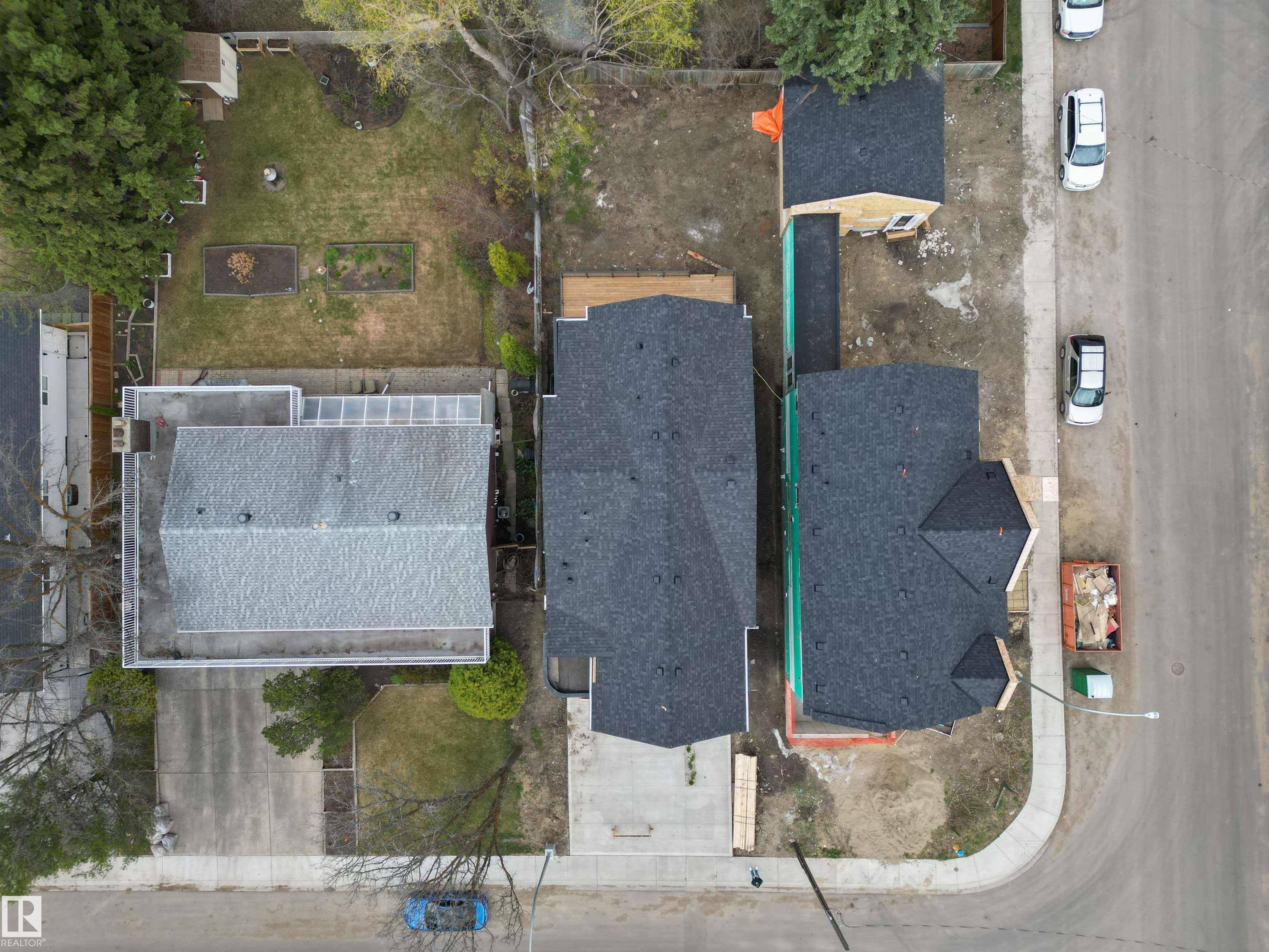 Edmonton, AB T6H 4S7,10706 59 AV NW