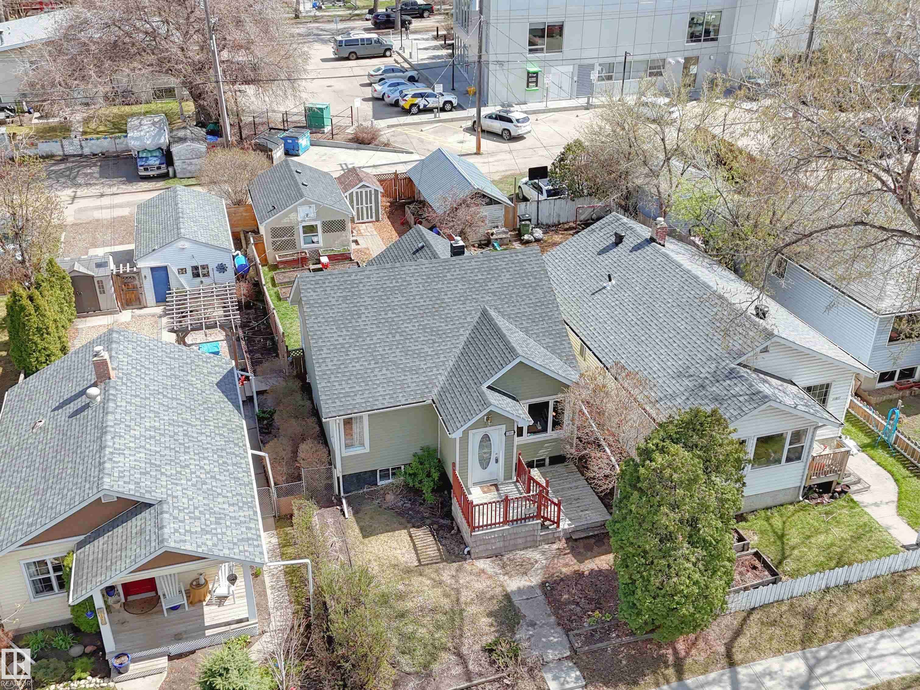 Edmonton, AB T5B 1P6,11819 68 ST NW