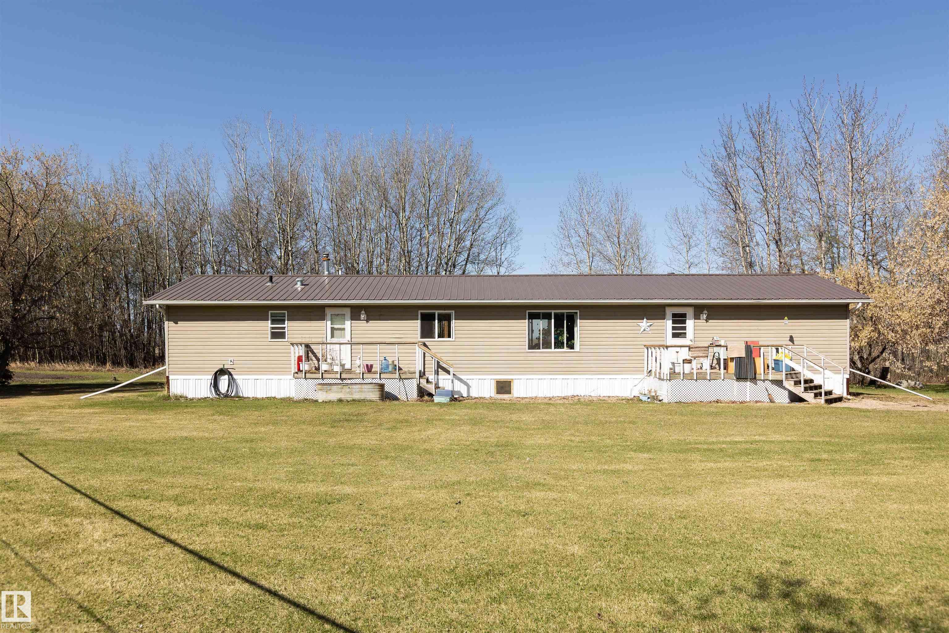 Rural Westlock County, AB T7P 2P6,62520 RR 264