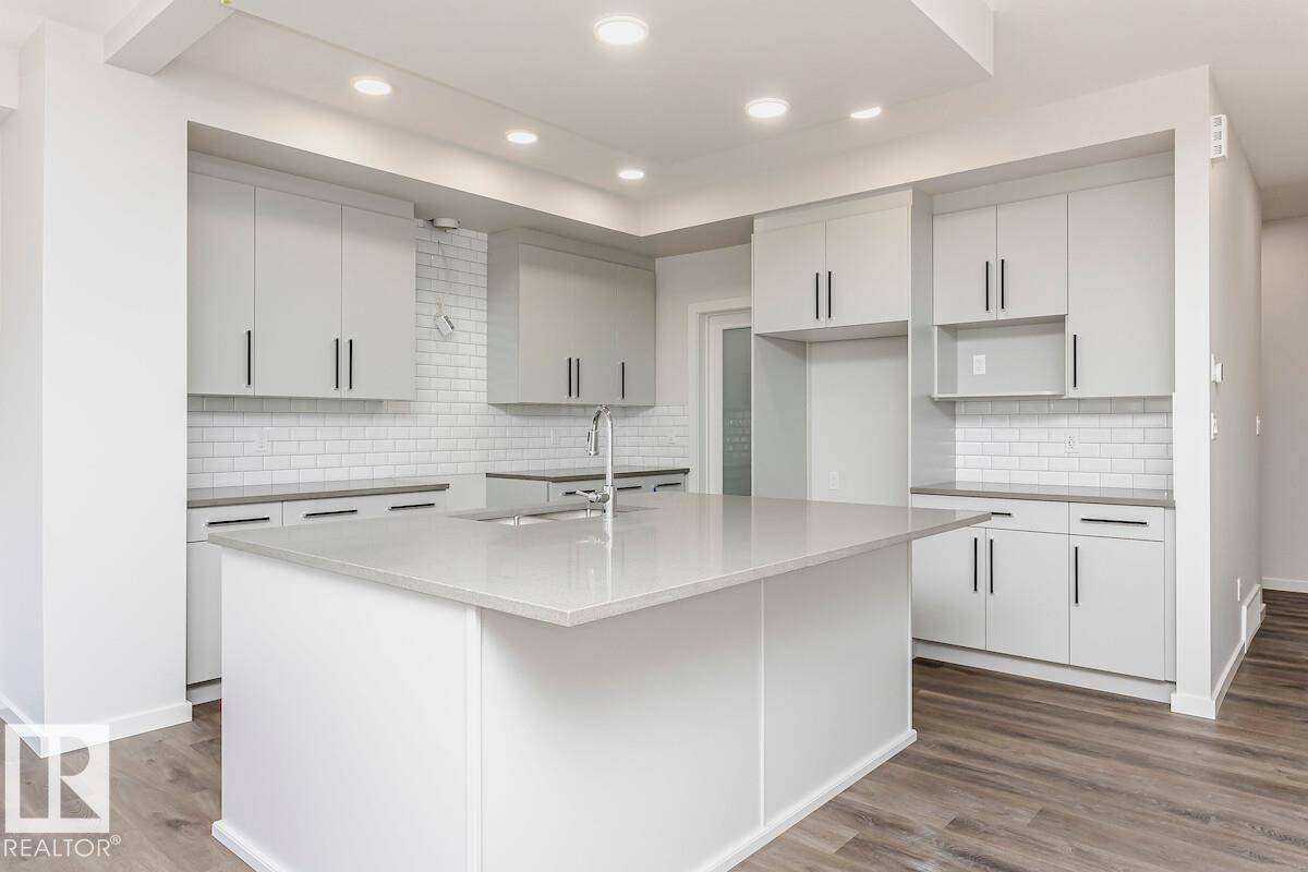 Edmonton, AB T6X 3H9,340 27 ST SW