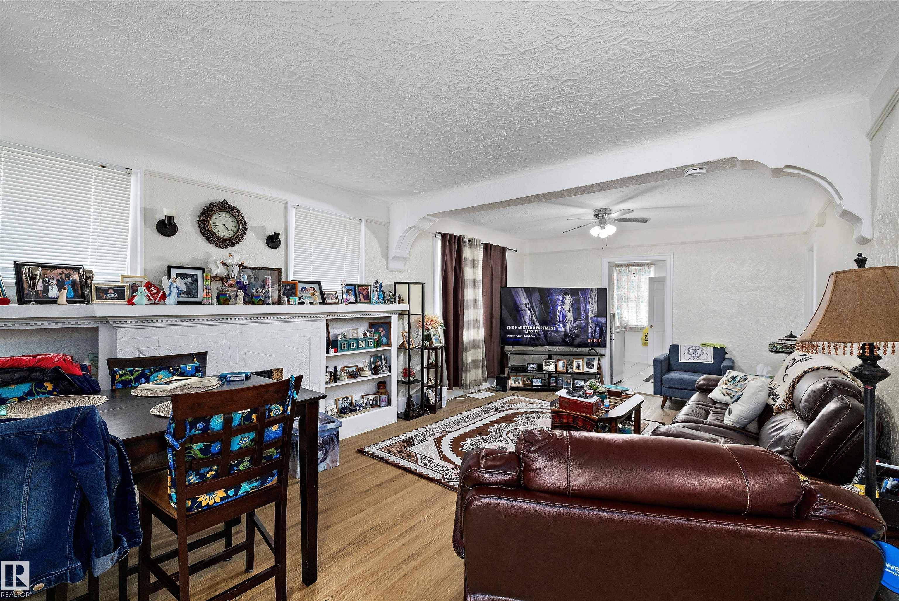 Edmonton, AB T5P 3H7,9914 161 ST NW