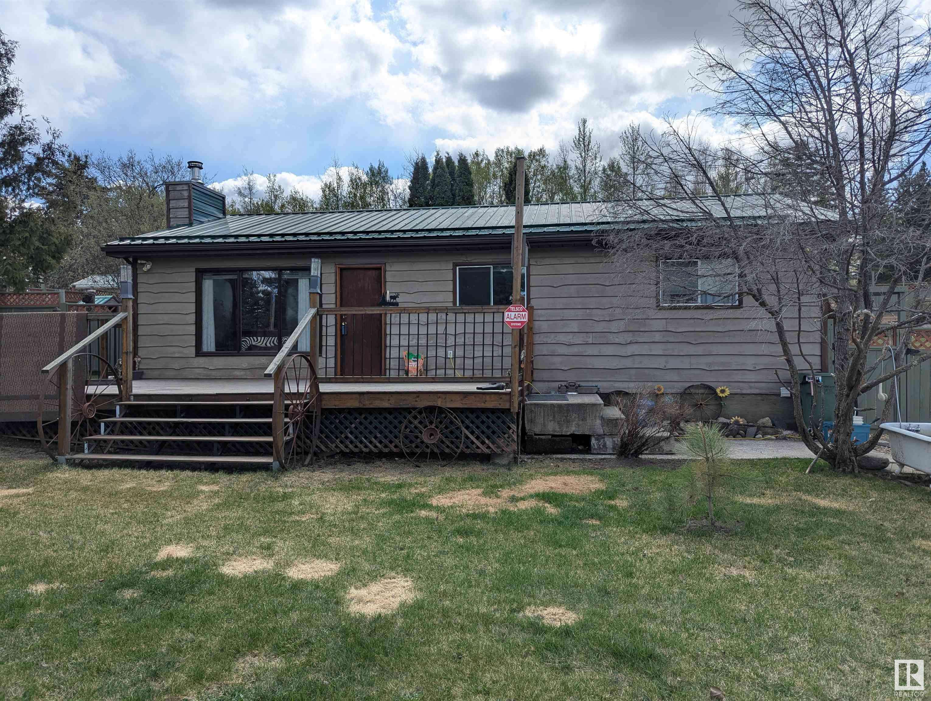 Rural Lac Ste. Anne County, AB T0E 1V0,103 2120 TWP ROAD 565