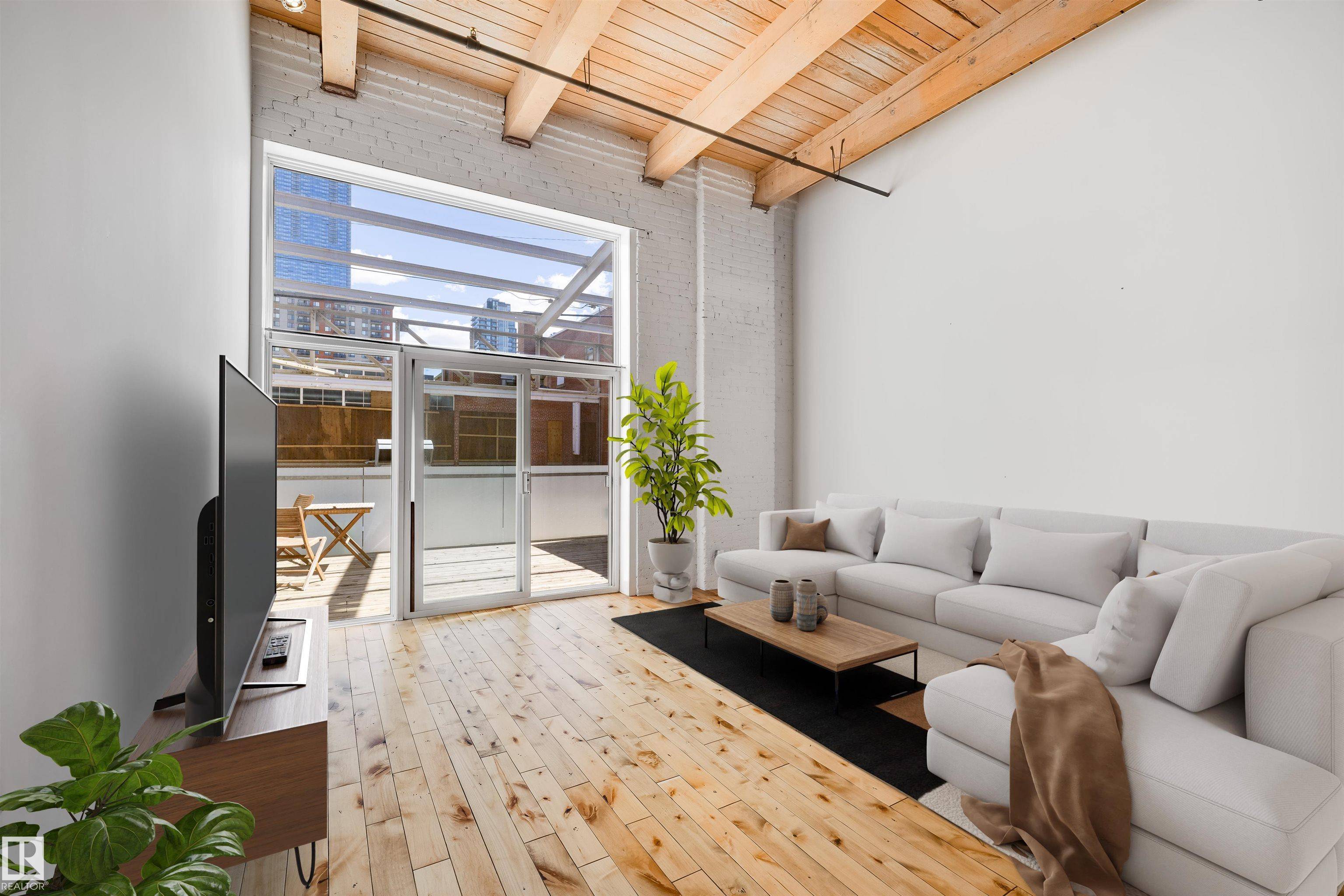 Edmonton, AB T5J 1K3,#104 10309 107 ST NW