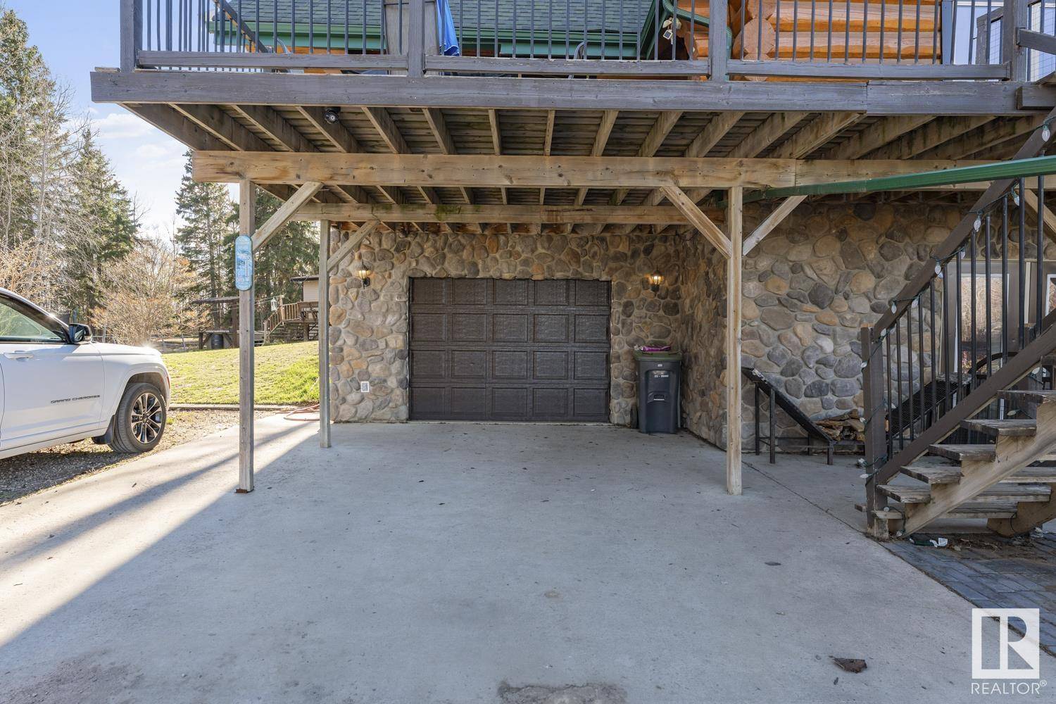 Cold Lake, AB T9M 1G2,2805-24 AVENUE AV