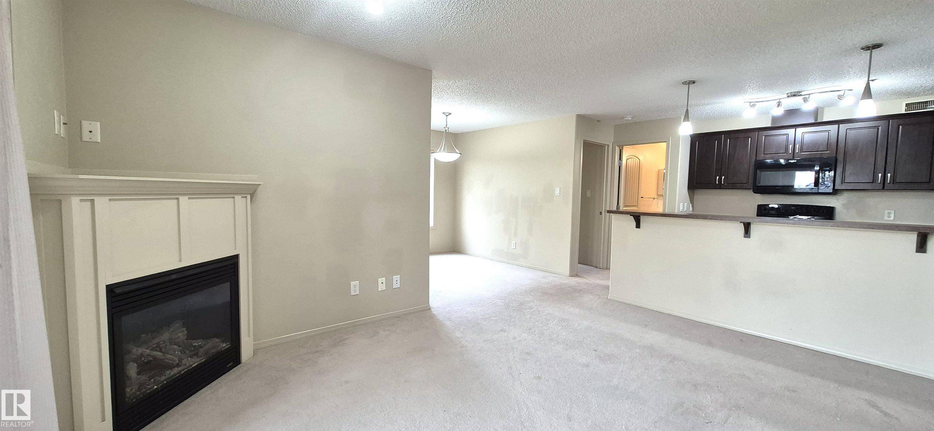 Edmonton, AB T5T 0W8,#212 17415 99 AV NW