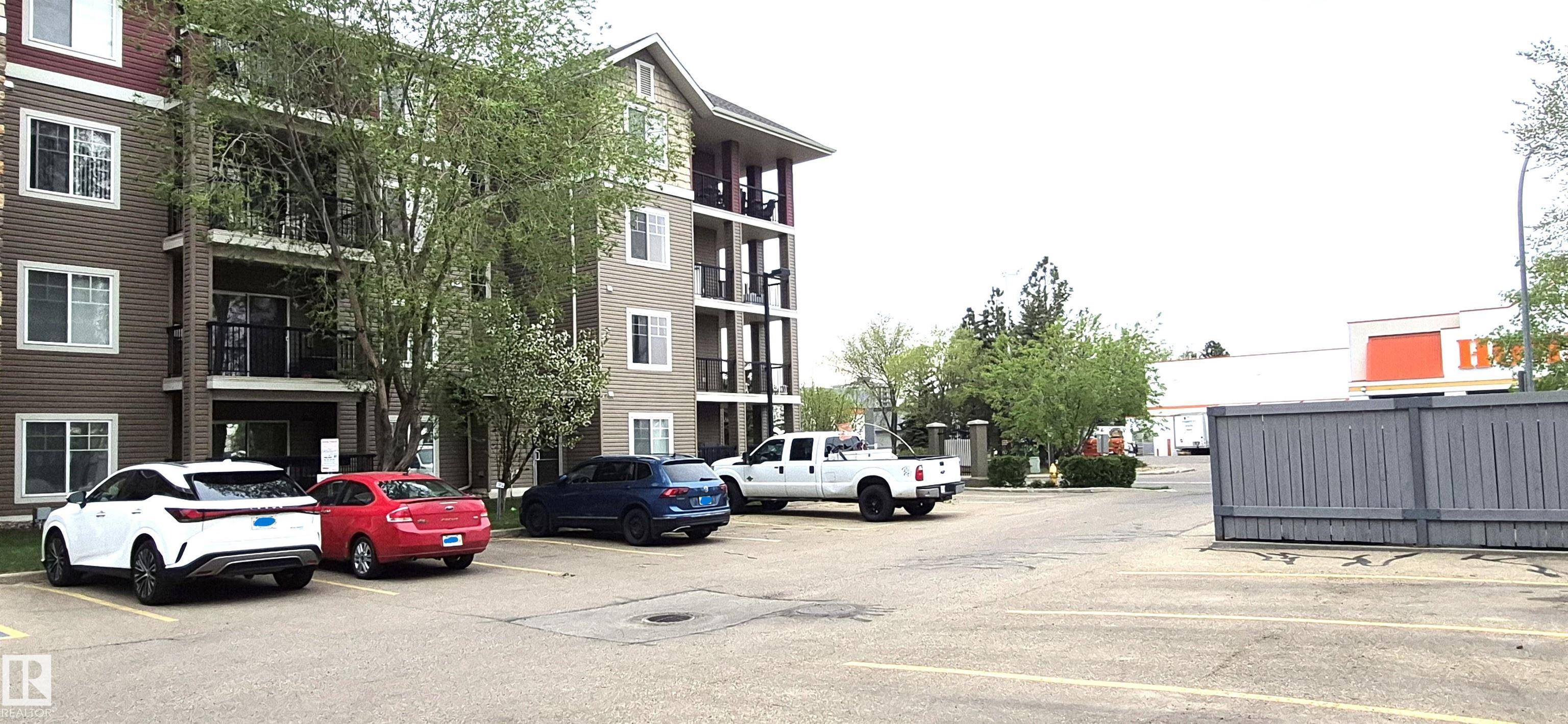 Edmonton, AB T5T 0W8,#212 17415 99 AV NW