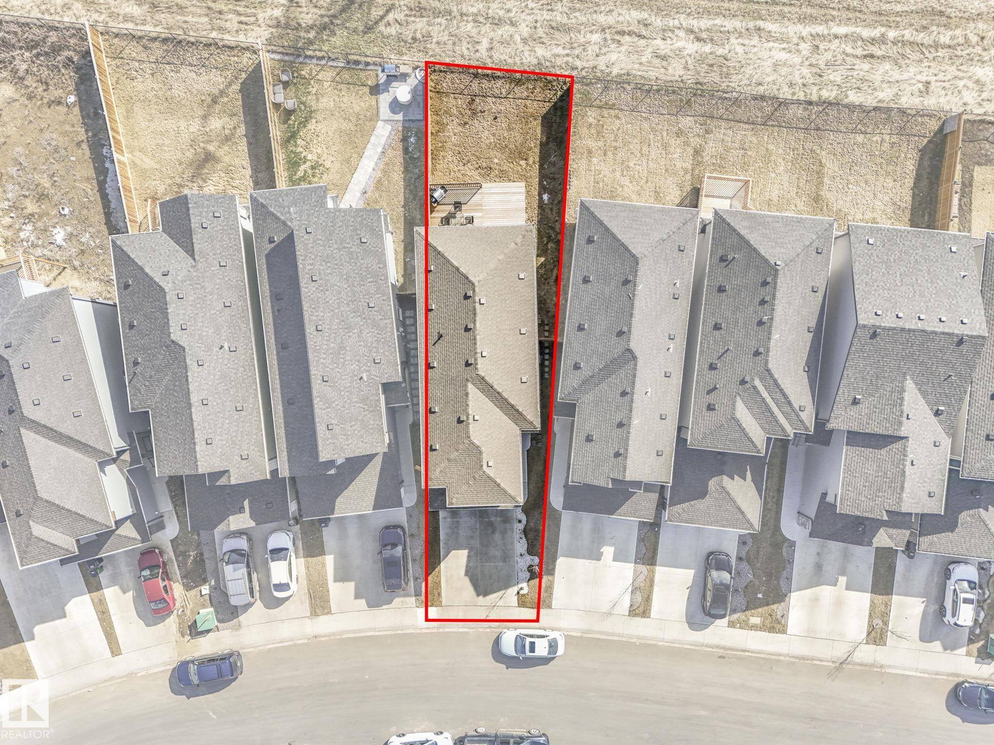 Edmonton, AB T6X 2Z5,9417 PEAR CR CR SW