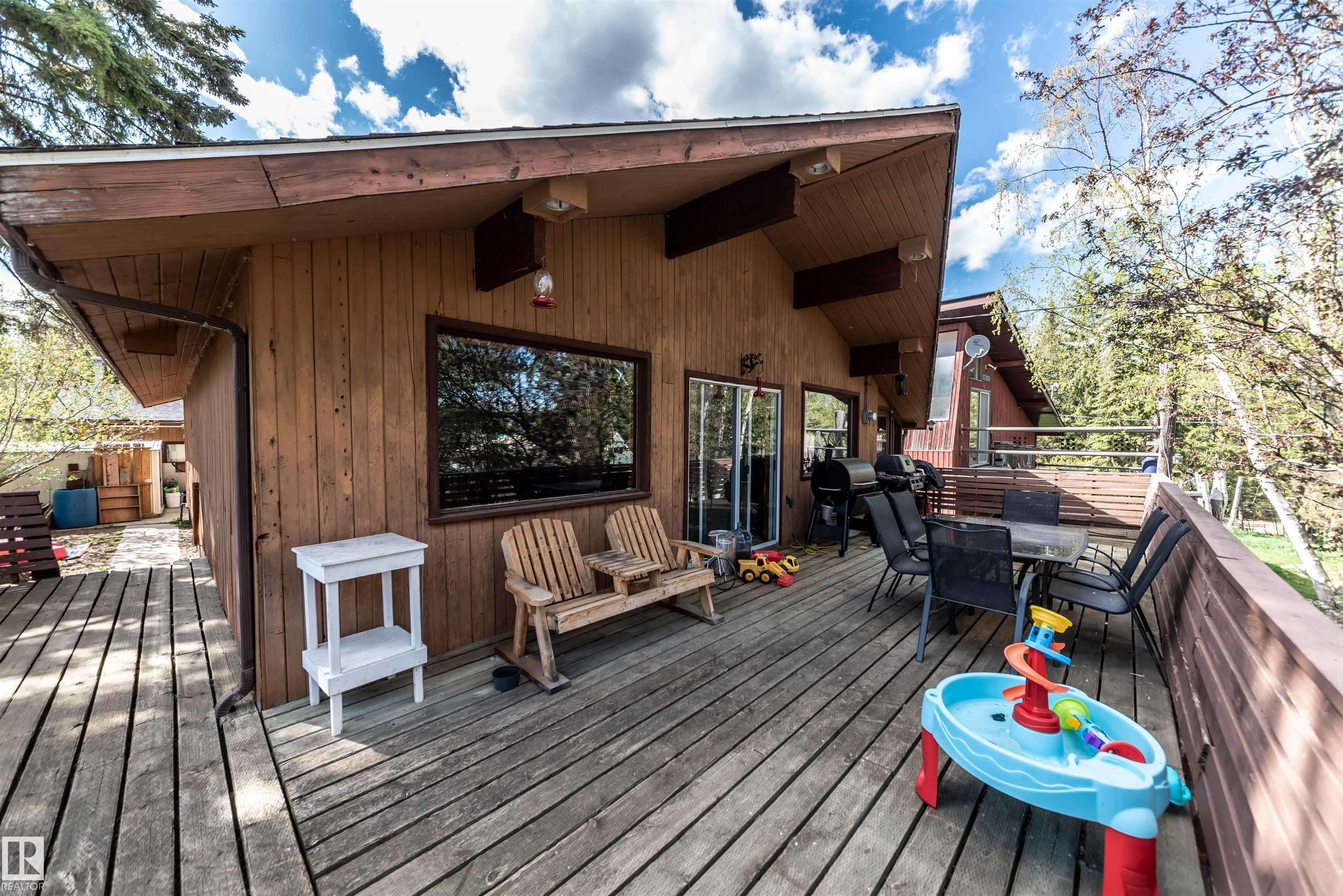 Rural Lac Ste. Anne County, AB T0E 0A2,1621 Marine CR