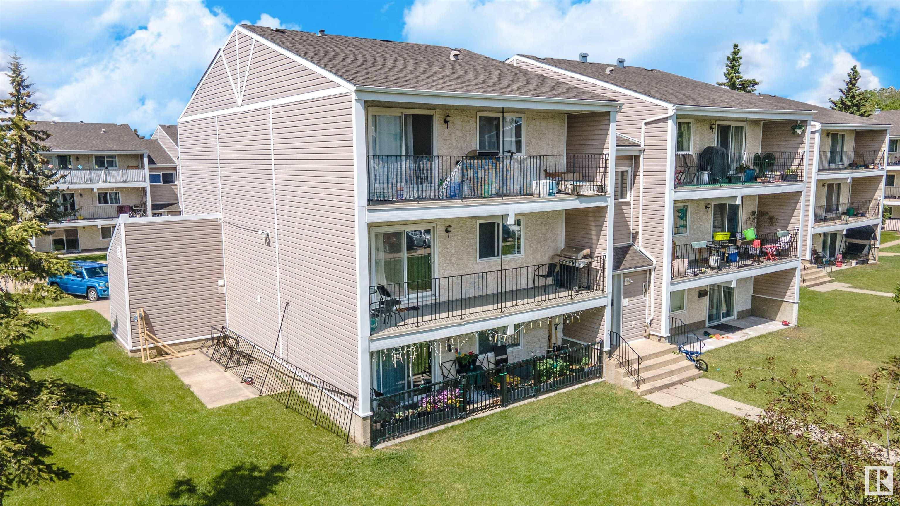 Edmonton, AB T6K 2P9,#5 3855 76 ST NW