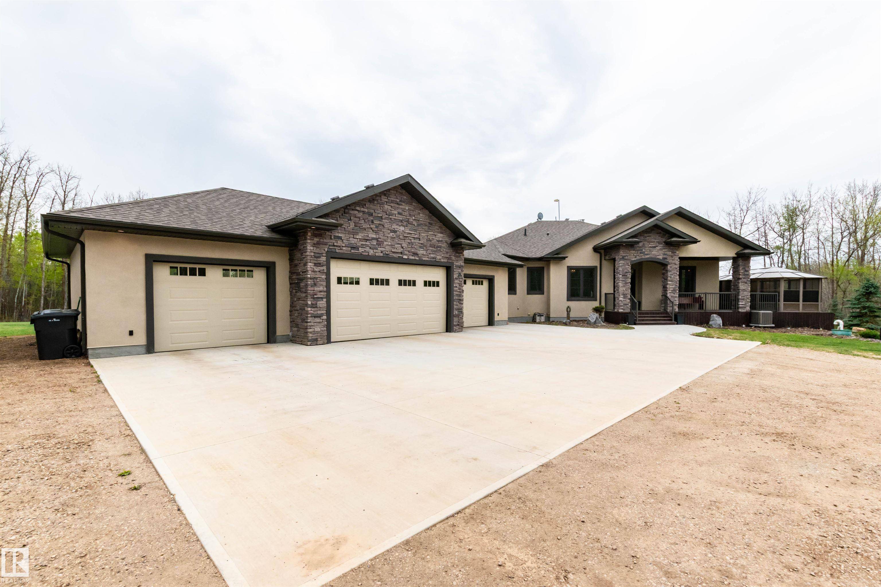 Rural Strathcona County, AB T8E 2G8,52449 RGE ROAD 214
