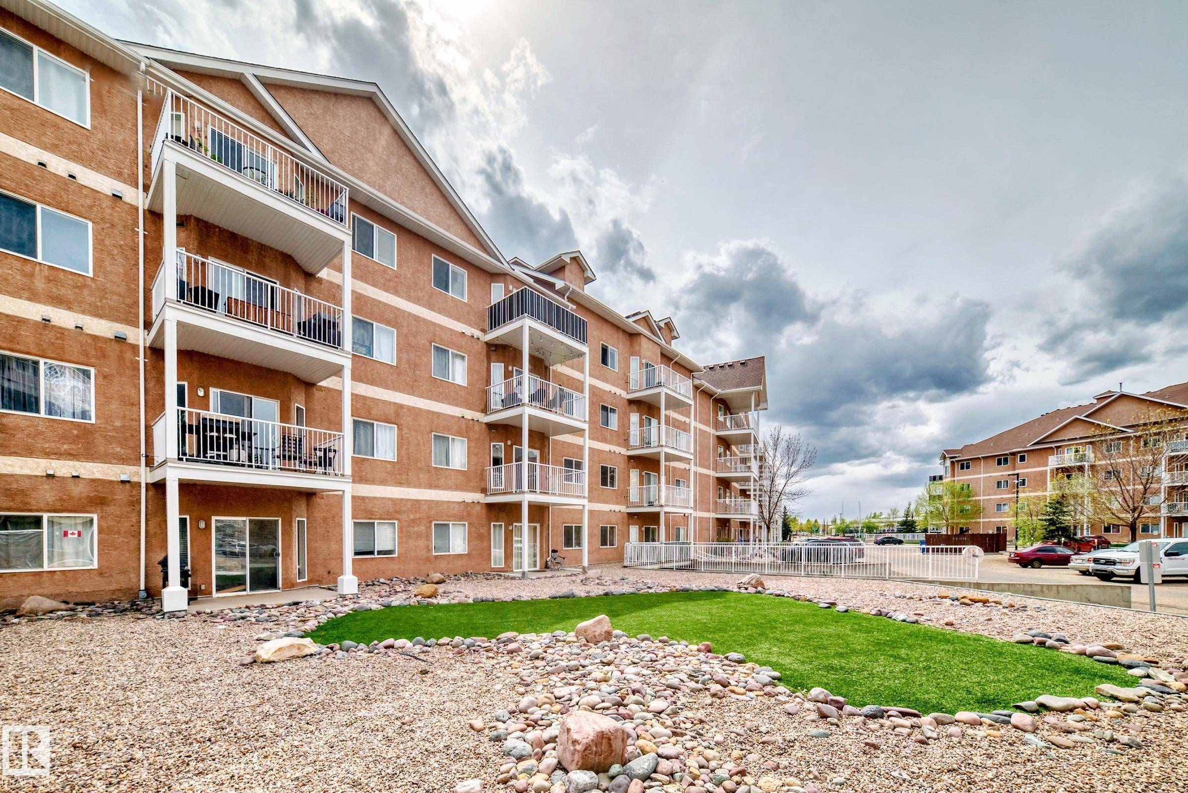Edmonton, AB T5Y 0H6,#423 4304 139 AV NW NW