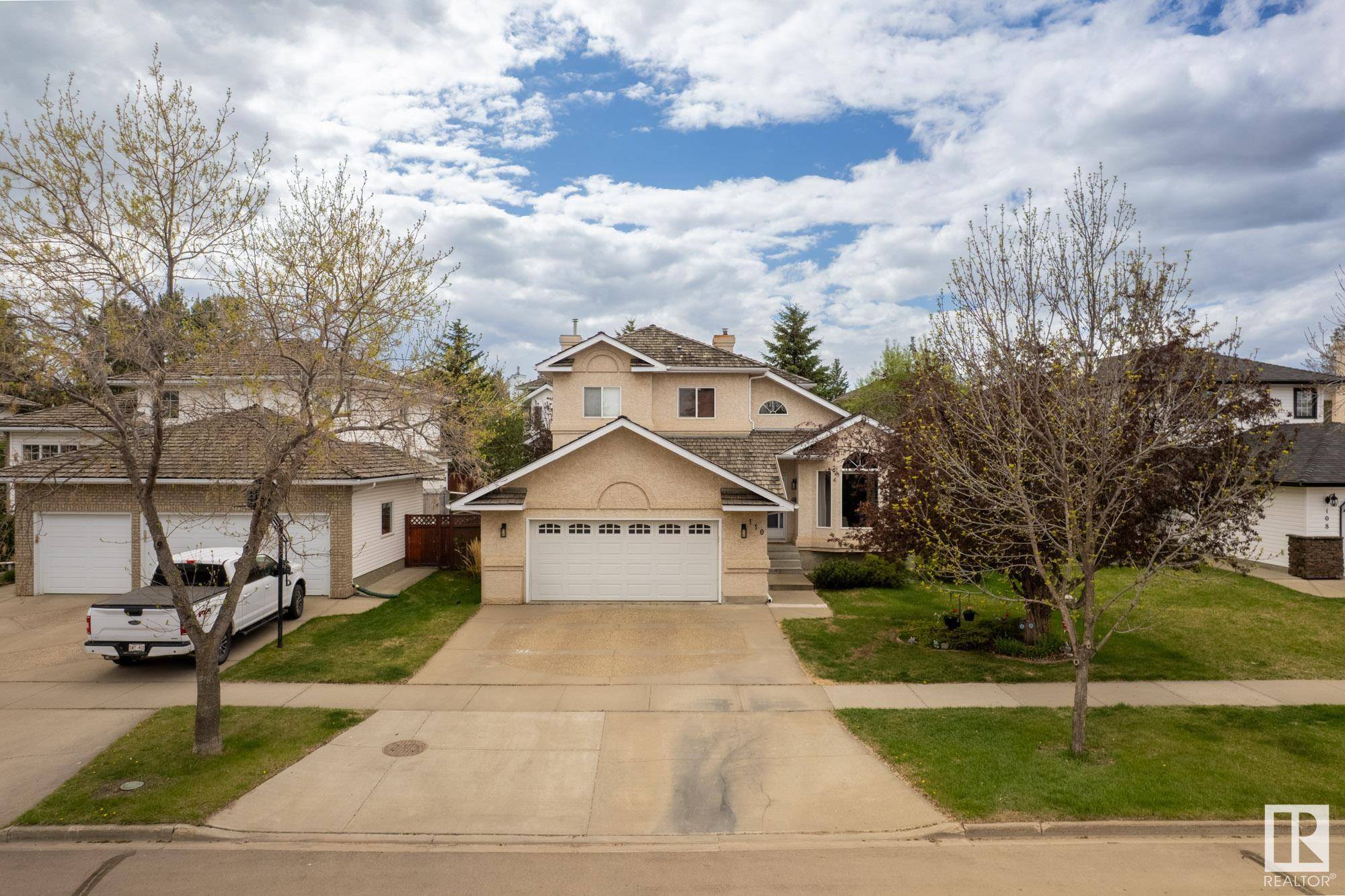 Sherwood Park, AB T8A 5P1,110 NOTTINGHAM BV