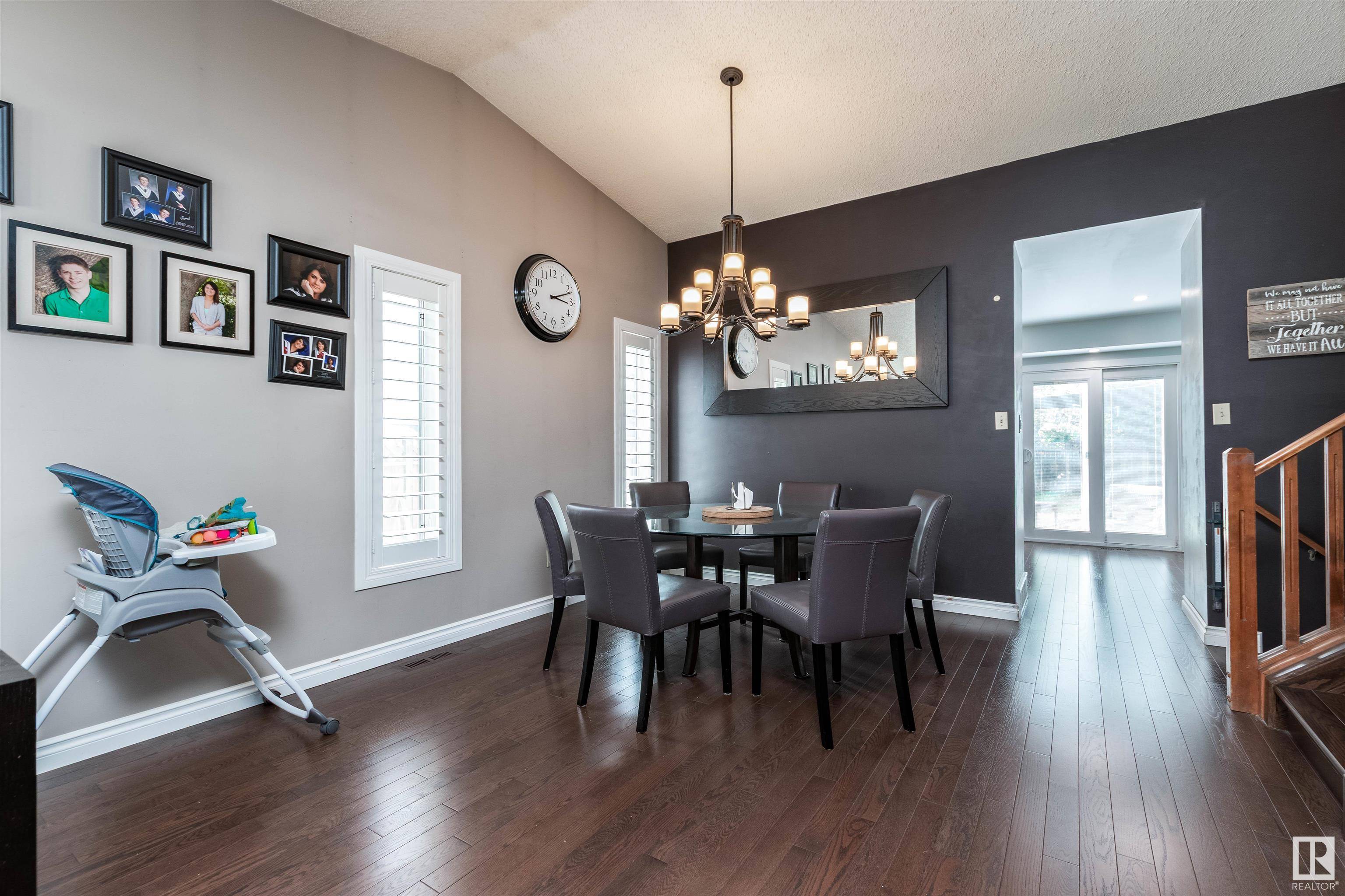 Sherwood Park, AB T8H 1B7,9 COACHMAN CO