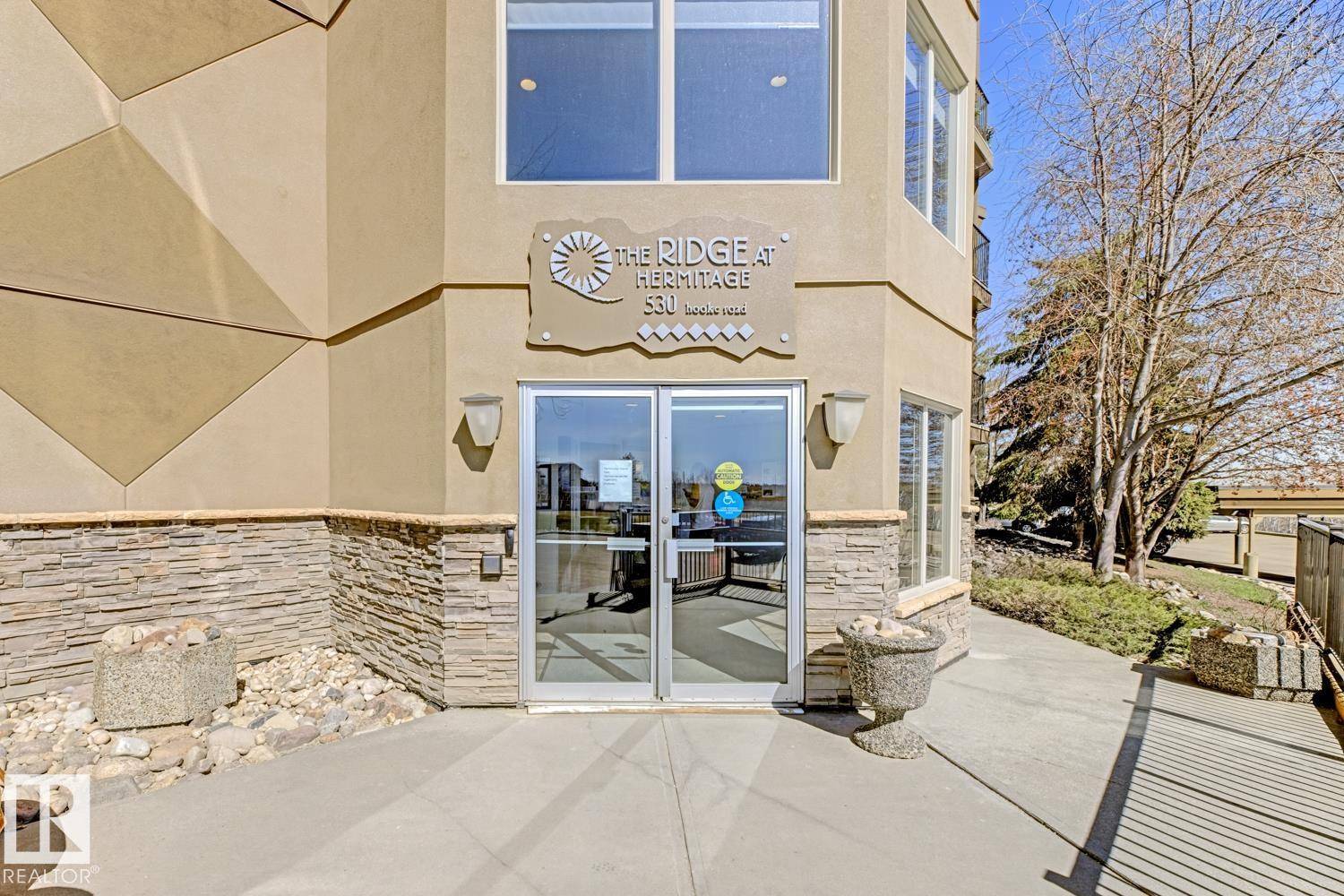 Edmonton, AB T5A 5J5,#129 530 HOOKE RD NW