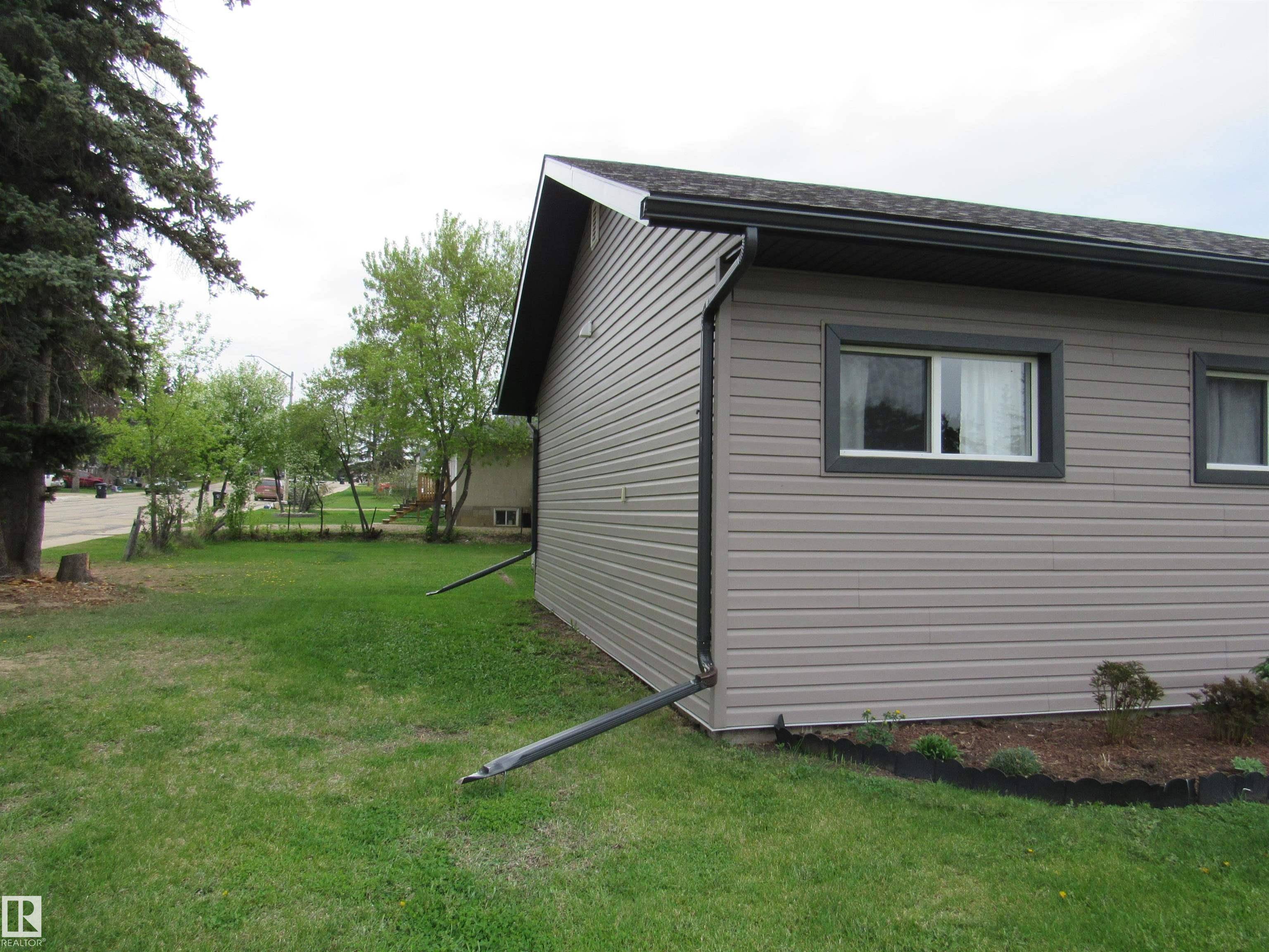 Barrhead, AB T7N 1P7,5311 - 46 Street