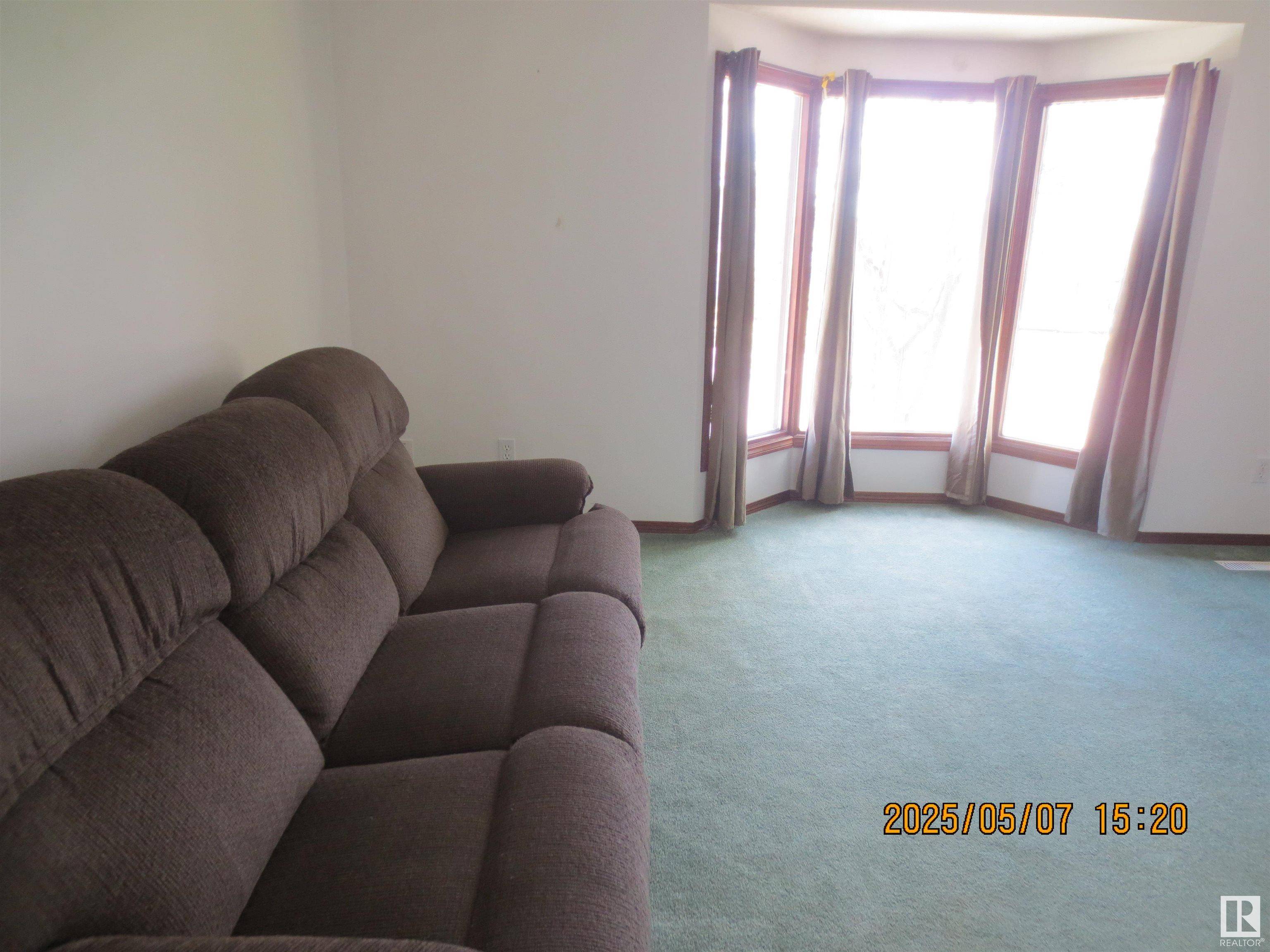 Edson, AB T7E 1T5,5106 6 Avenue