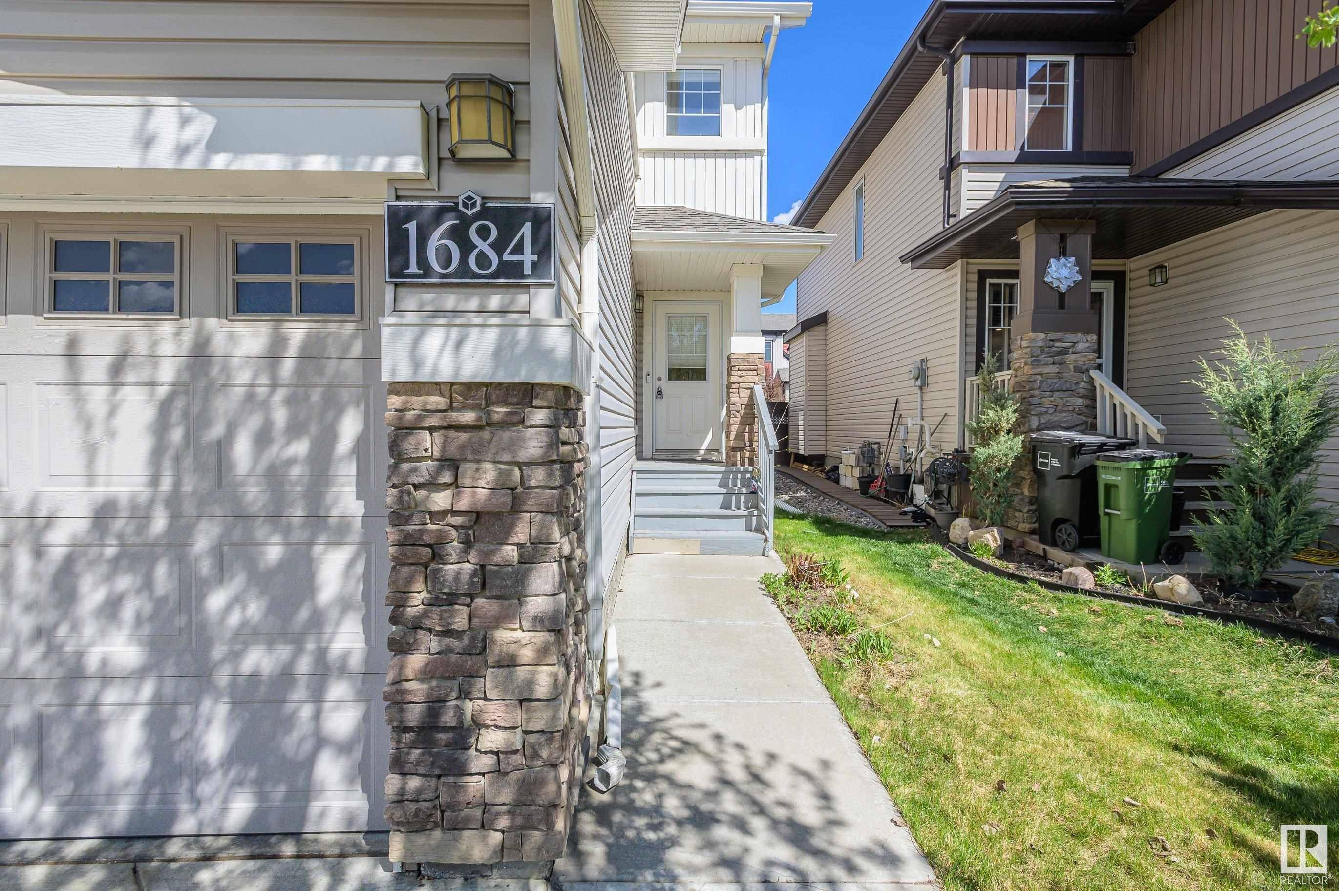 Edmonton, AB T6W 0W5,1684 Cunningham WY SW