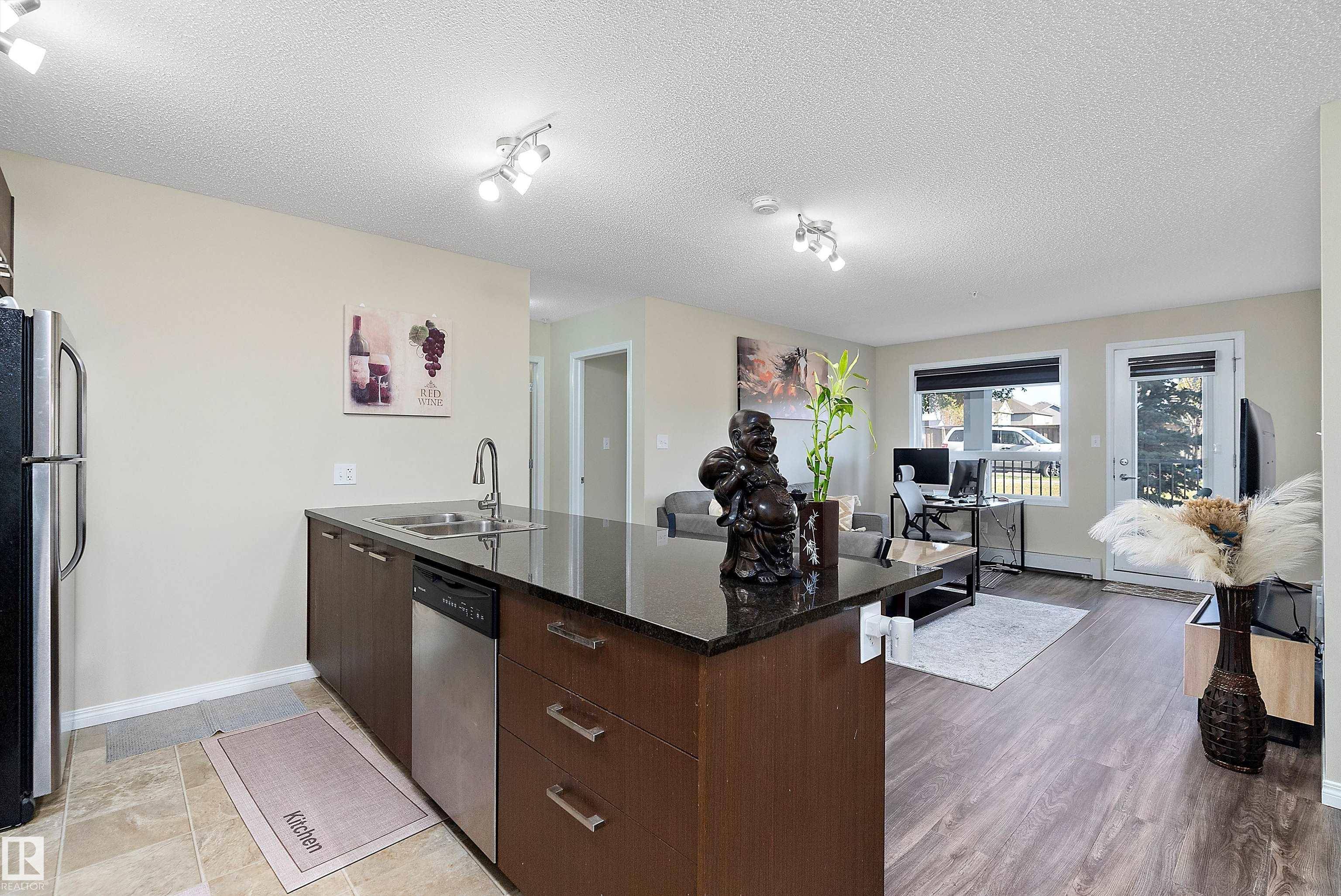 Edmonton, AB T6R 0N4,#3115 9351 Simpson DR NW