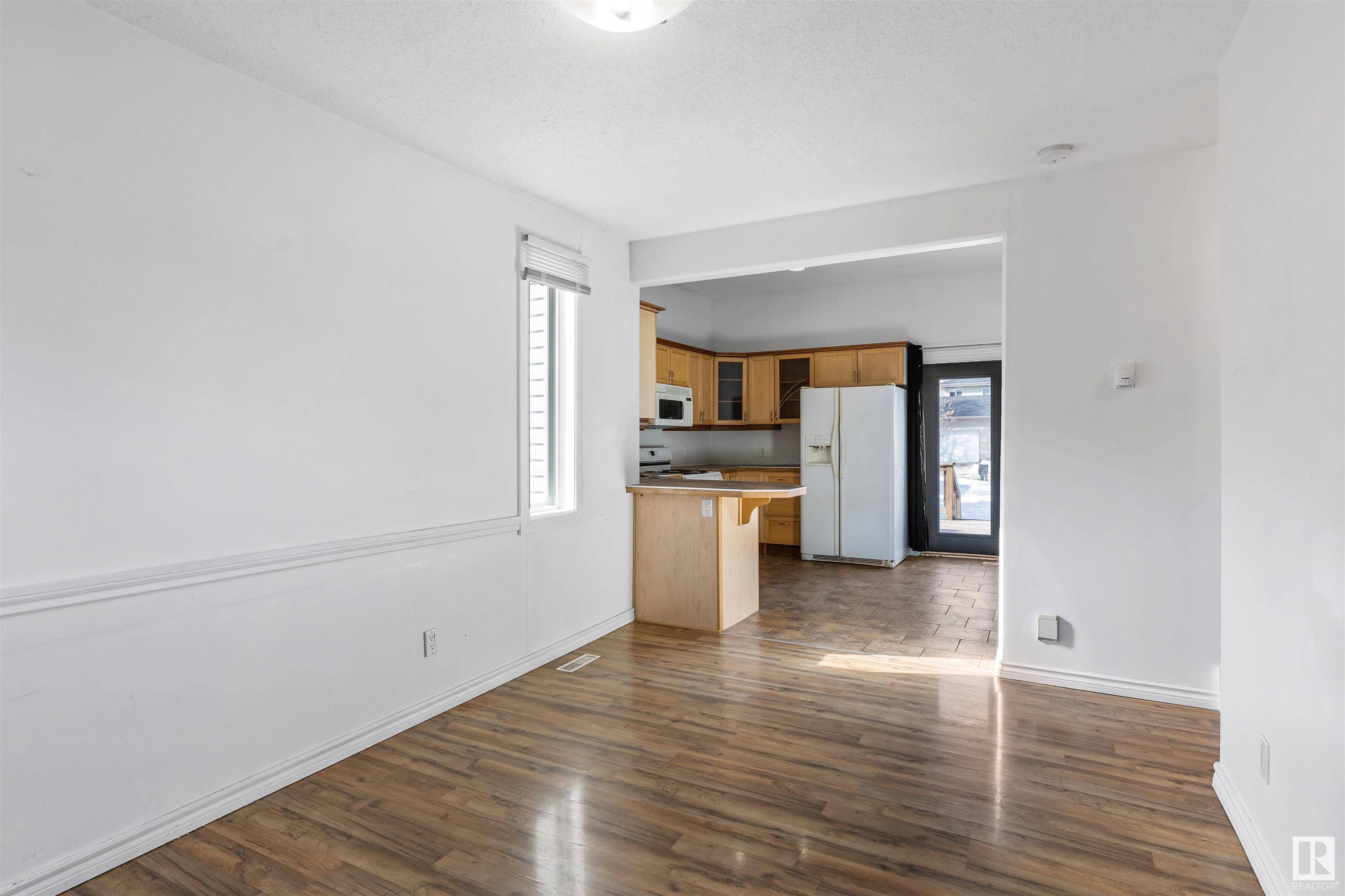 Edmonton, AB T5B 3G6,12114 85 ST NW