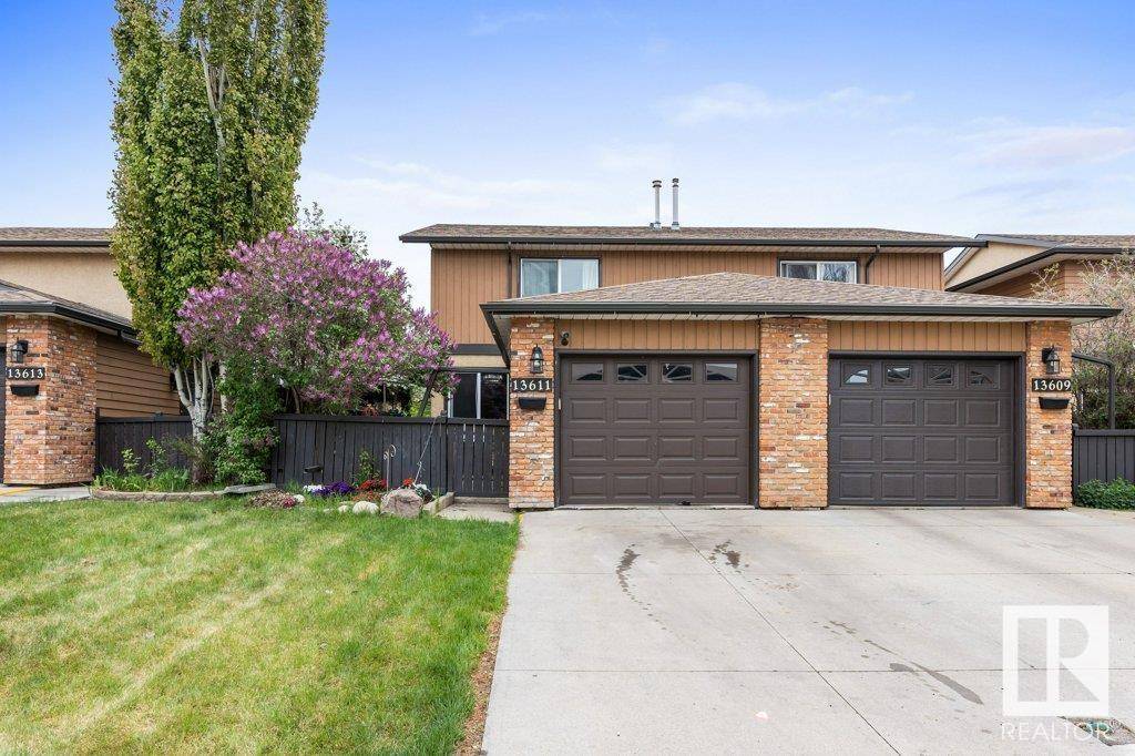 Edmonton, AB T5A 4B5,13611 28 ST NW NW