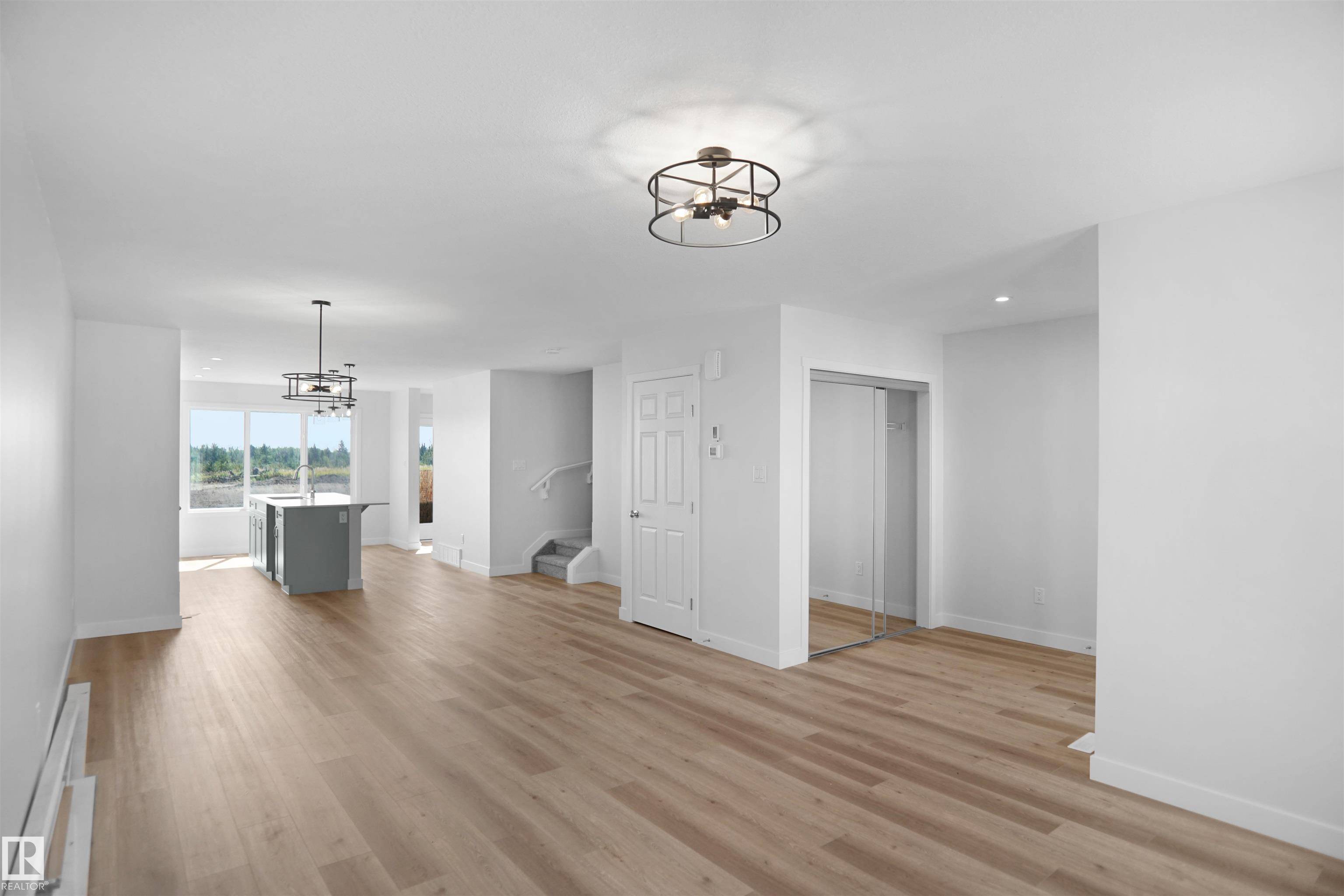 Edmonton, AB T6W 4J9,4535 Kinsella LI SW