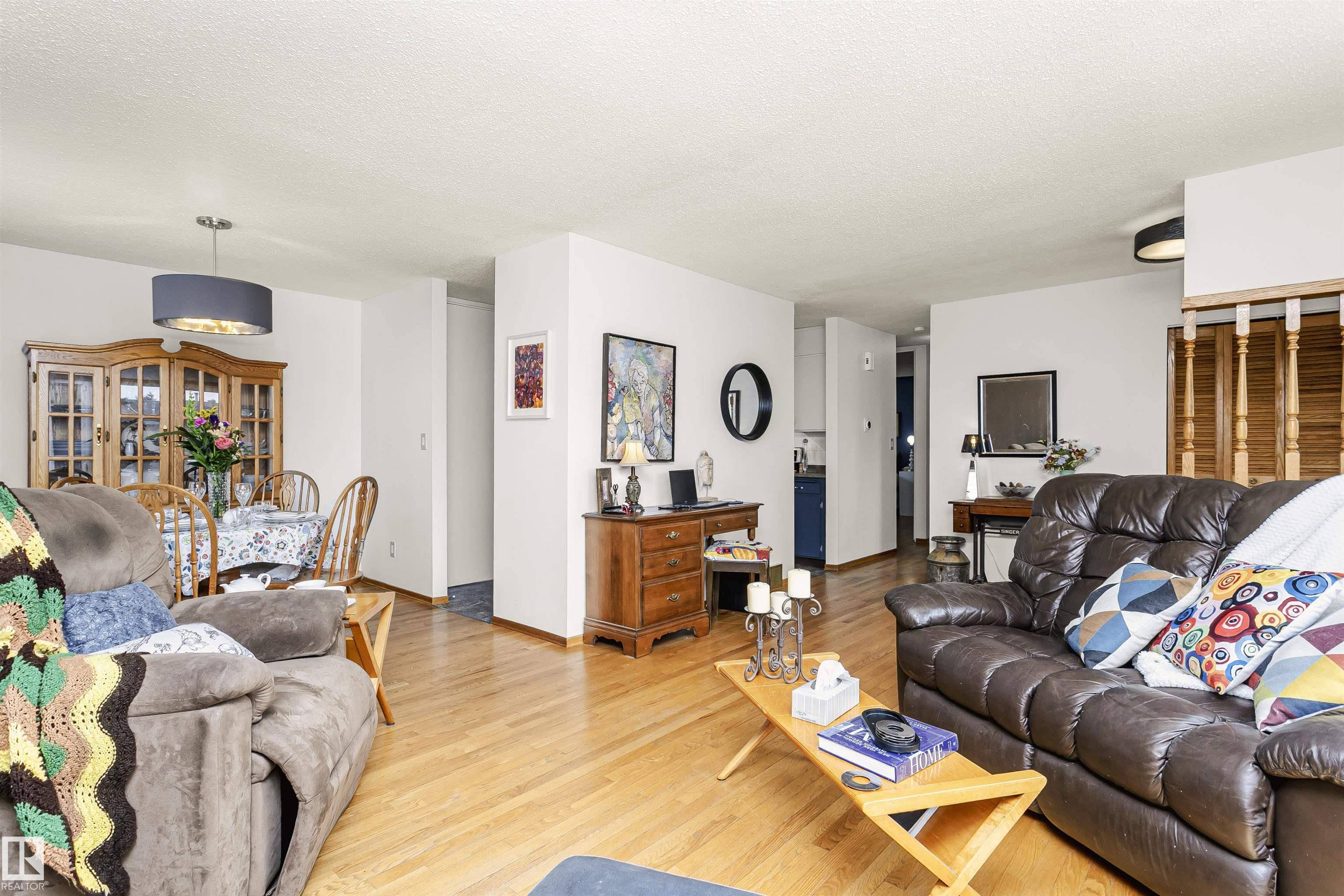 Stony Plain, AB T7Z 1G1,63 UMBACH RD