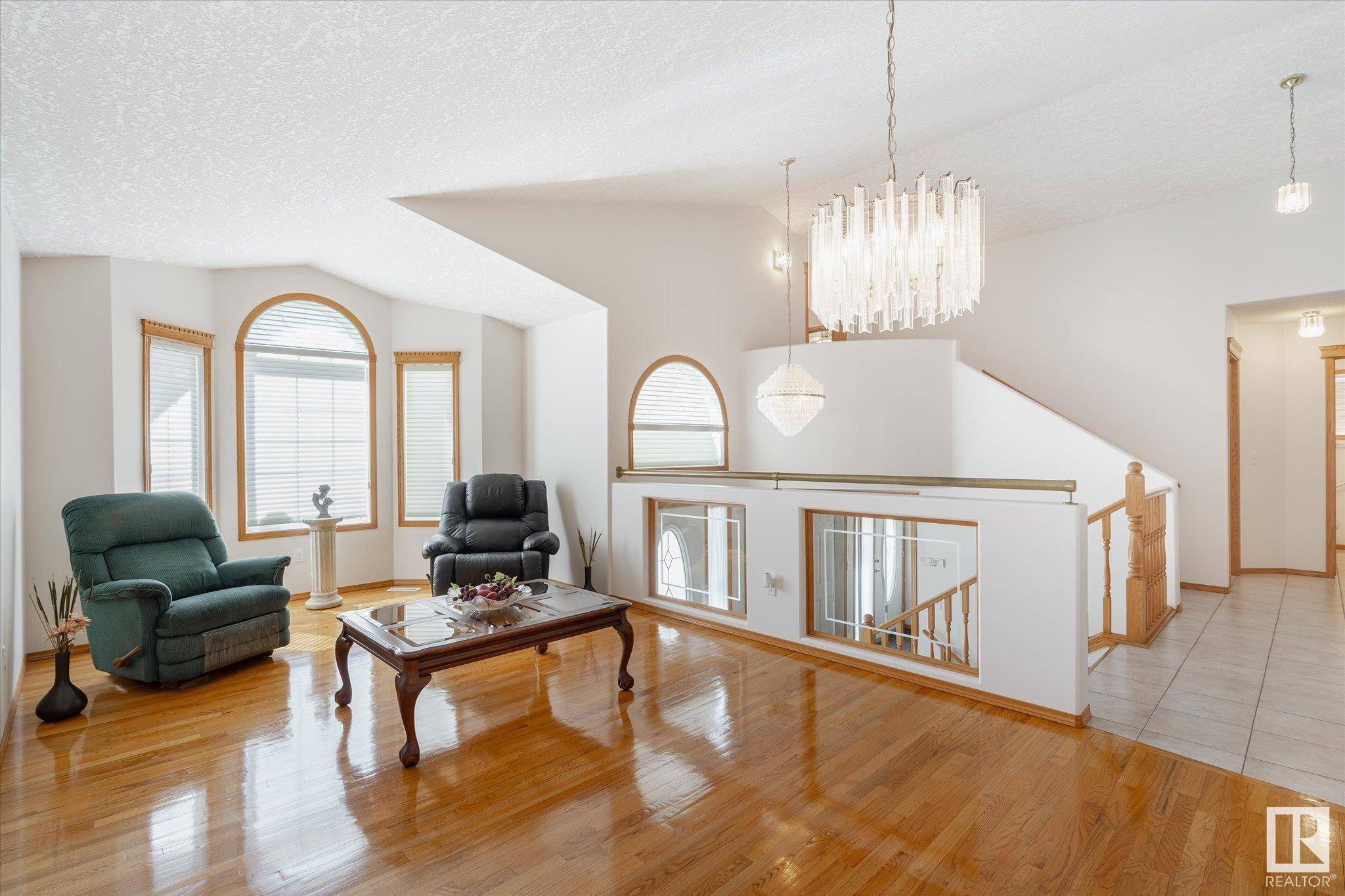 Edmonton, AB T5Z 3B7,15939 88 ST NW