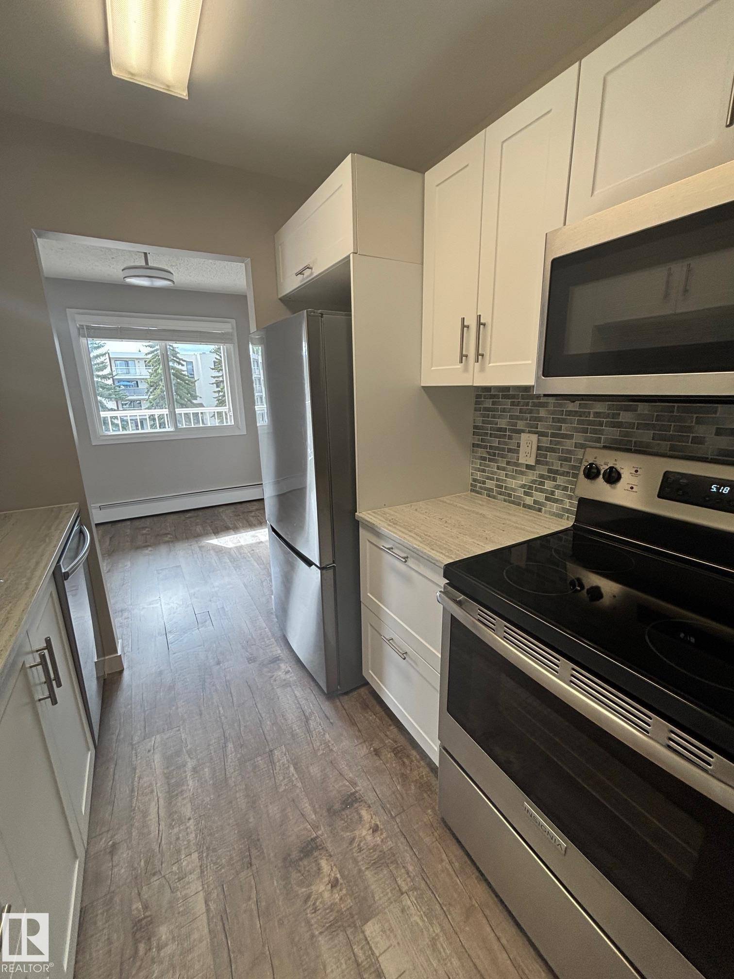 Edmonton, AB T5T 2V2,#303 18204 93 AV NW