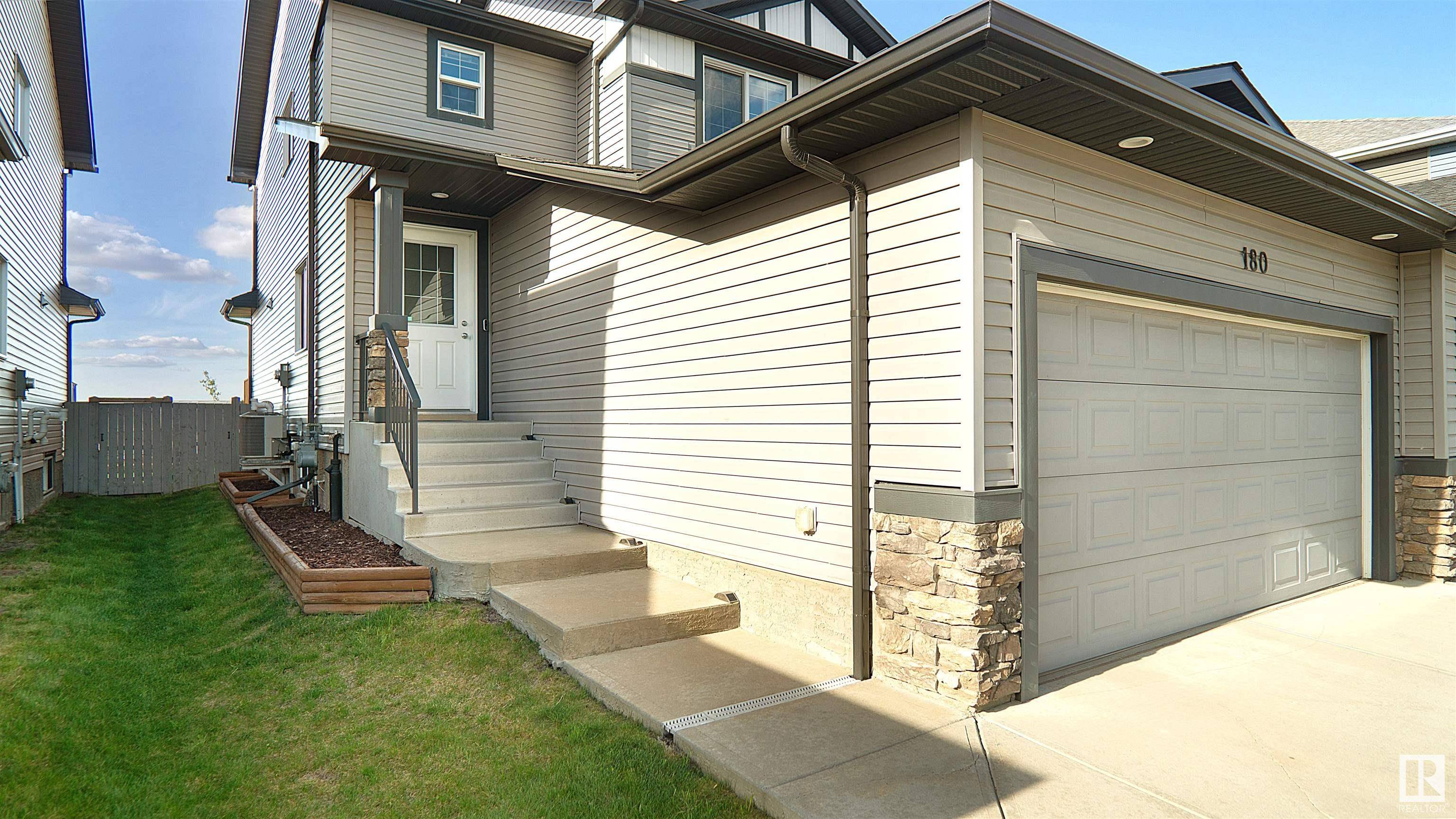 Leduc, AB T9E 1B1,180 Reed PL