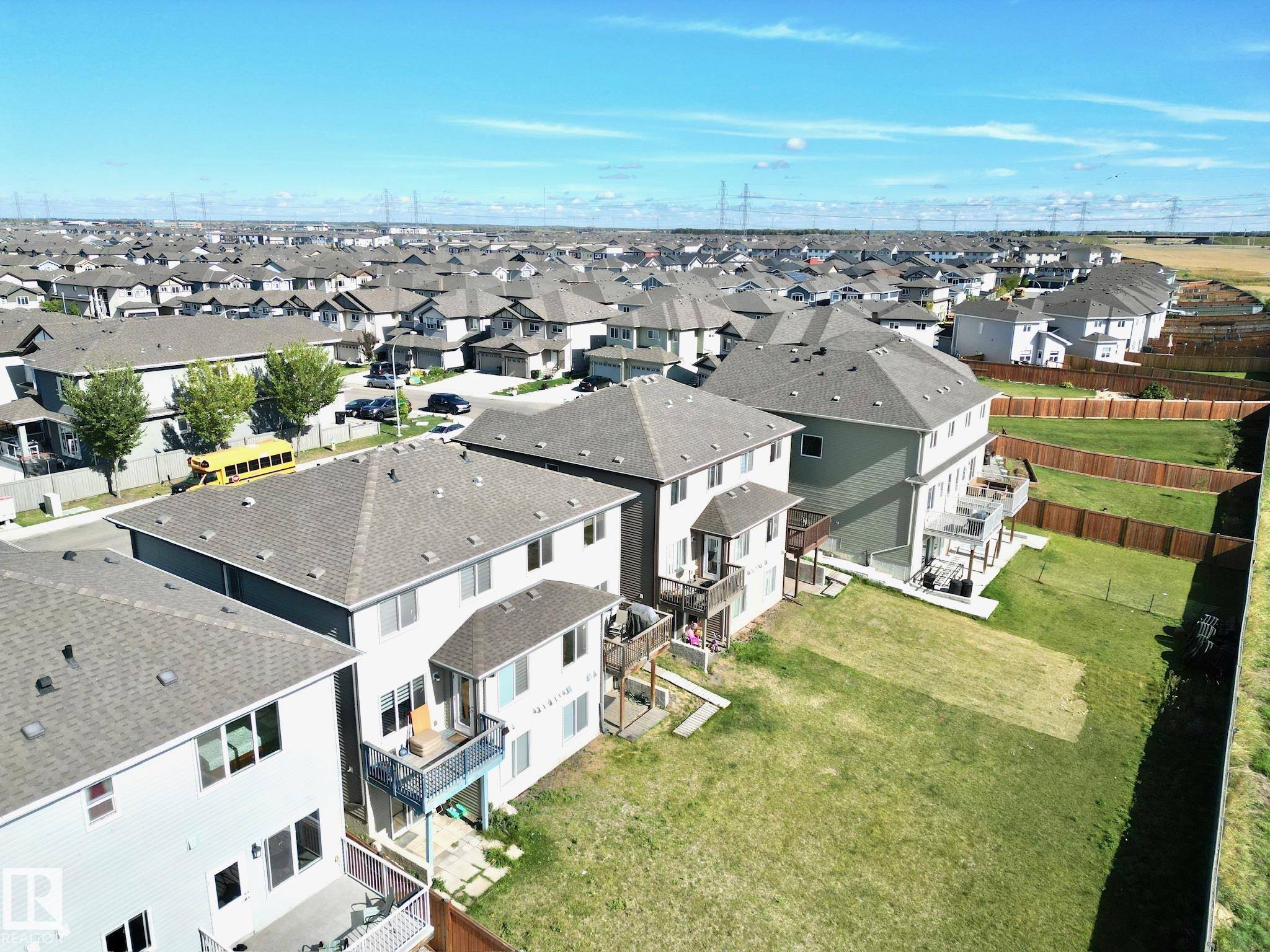 Edmonton, AB T6T 2C7,3117 11 AV NW