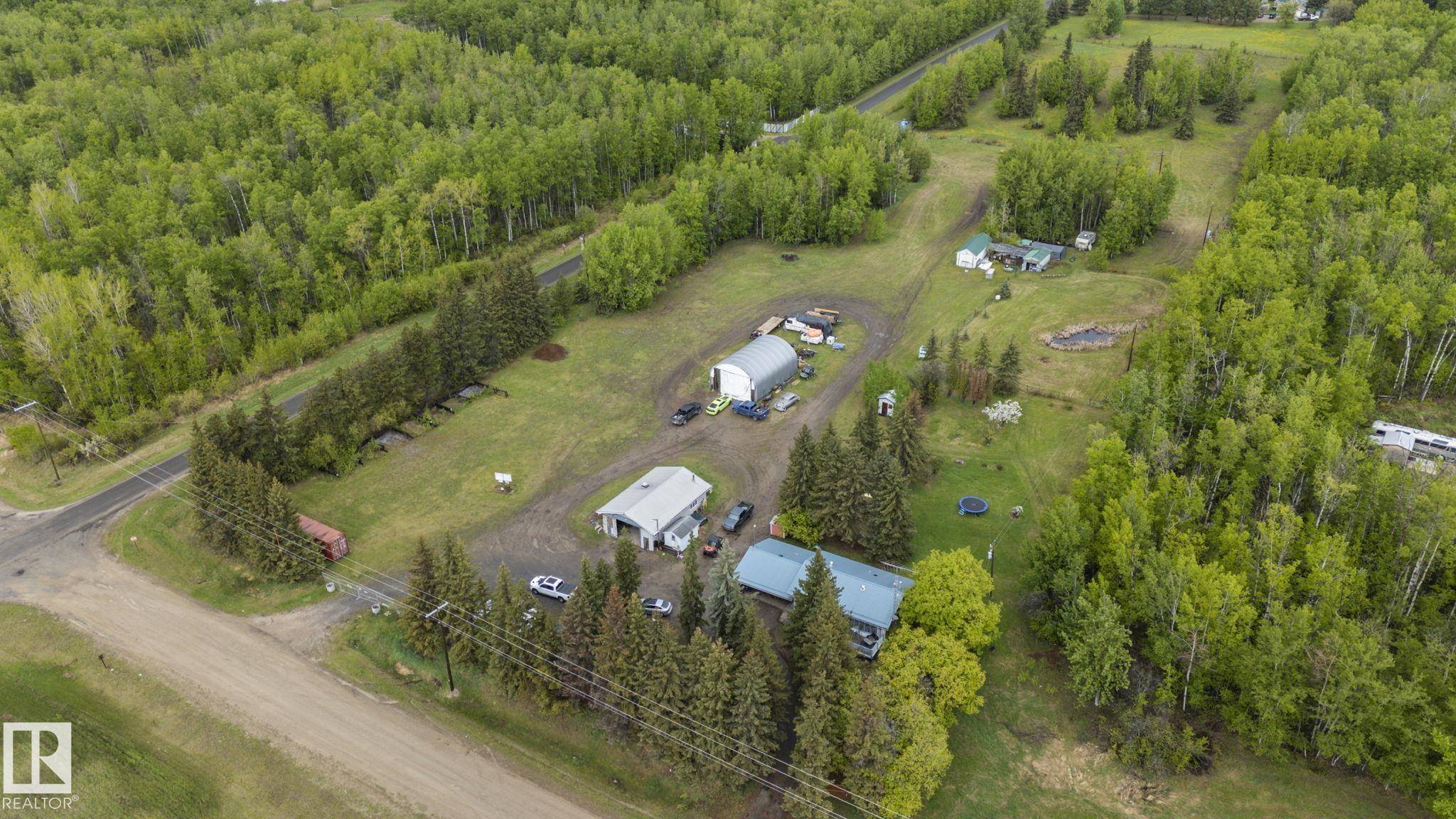 Rural Parkland County, AB T0E 0W0,5432 HIGHWAY 16 (HWY)