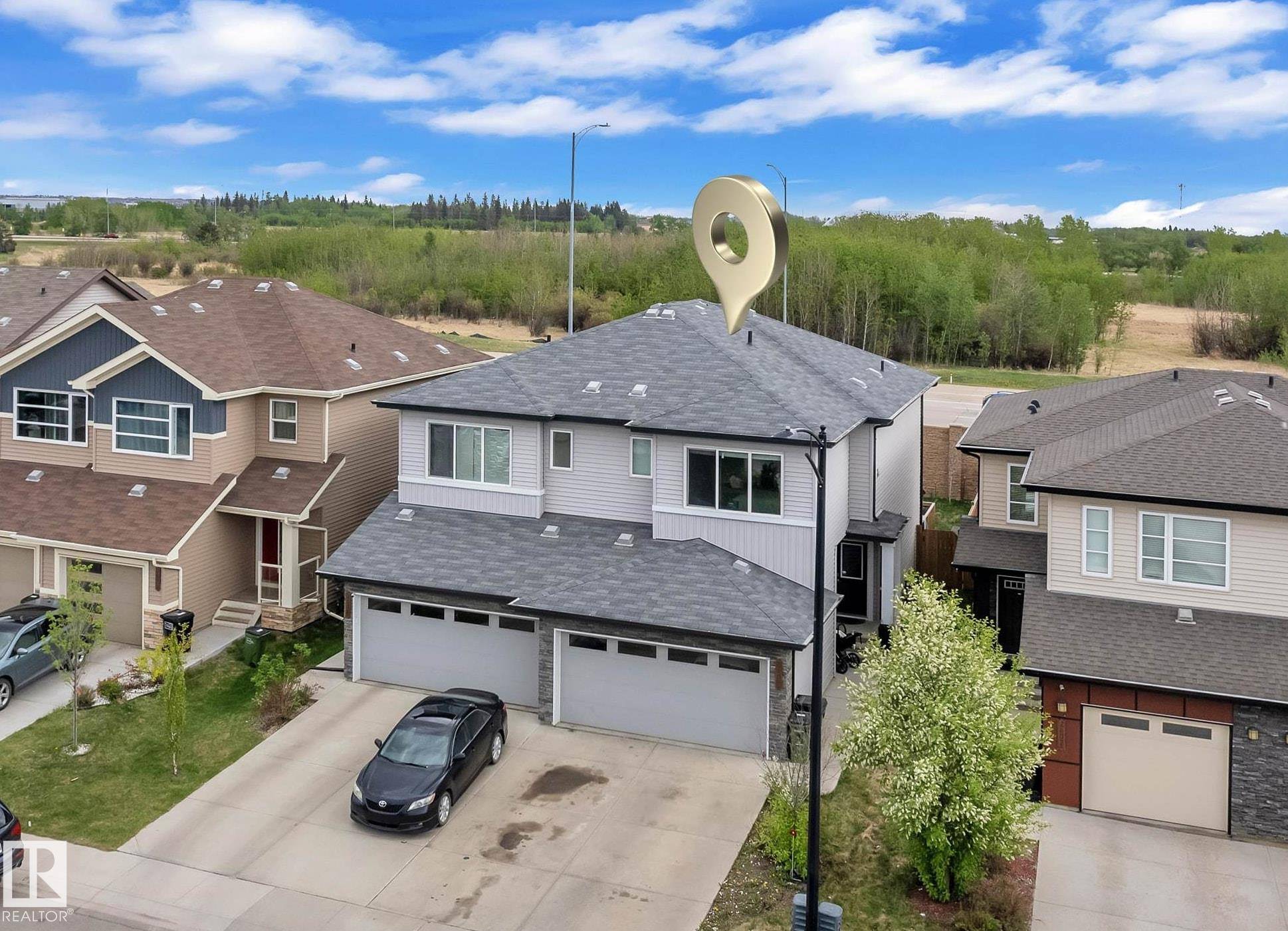 Edmonton, AB T6W 3N2,2604 CASEY WY SW