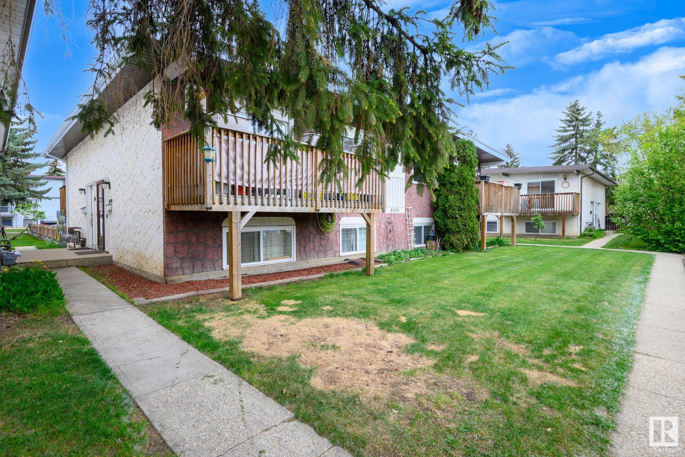 Edmonton, AB T5E 5V4,#A 8926 144 AV NW