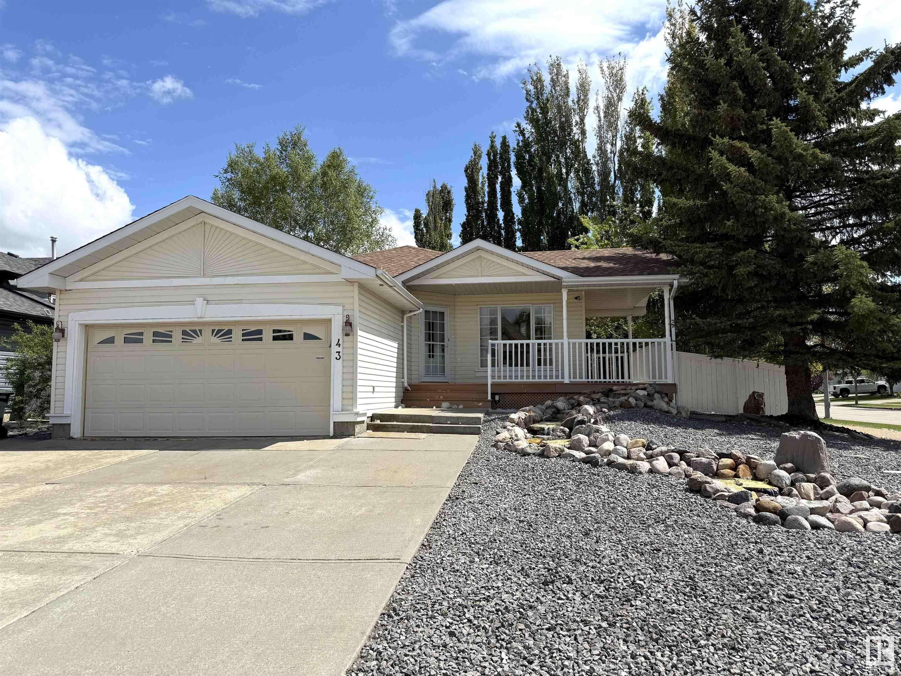 Stony Plain, AB T7Z 1Y7,43 Augusta Fairway CR