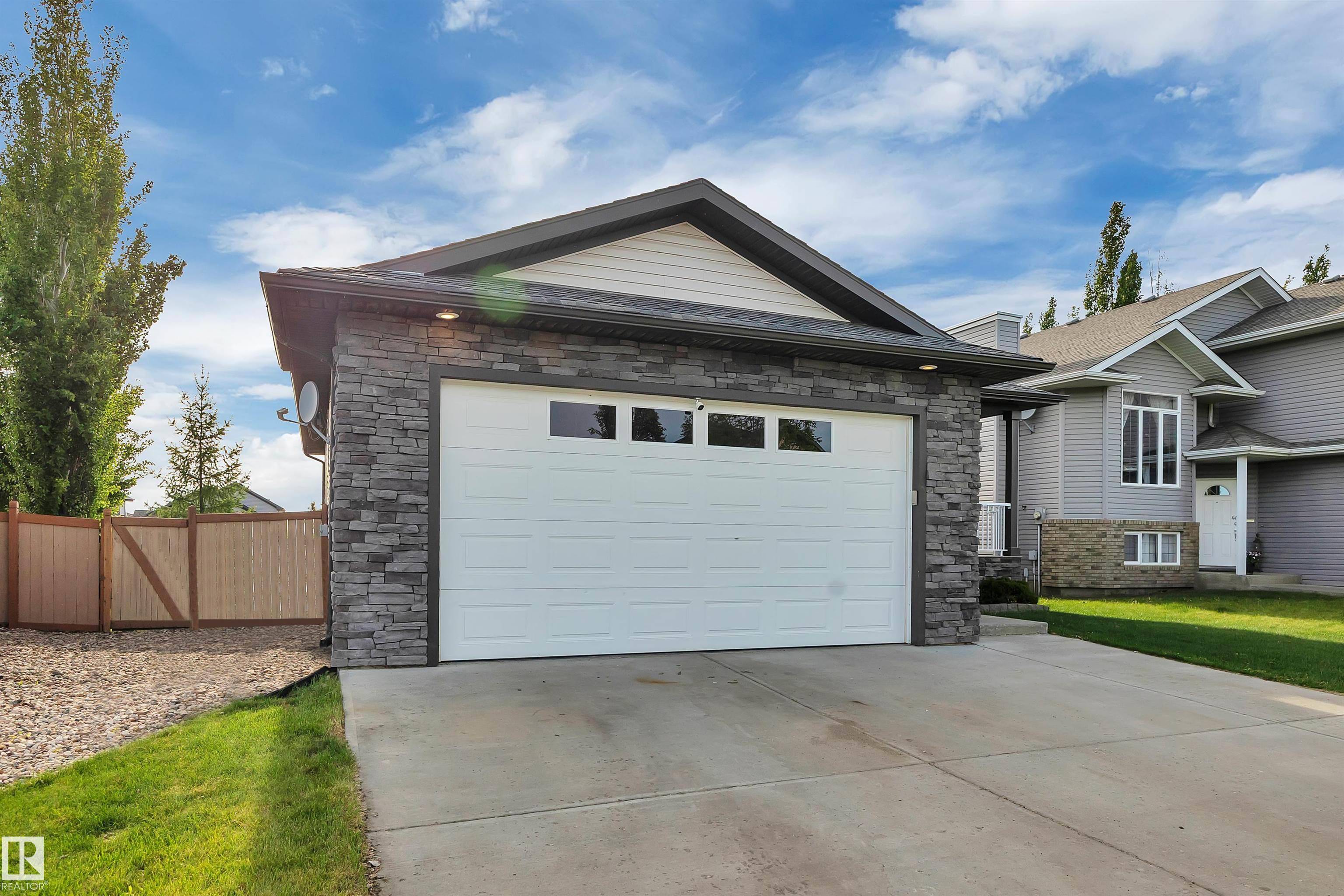 Leduc, AB T9E 0G2,42 WALTERS PL