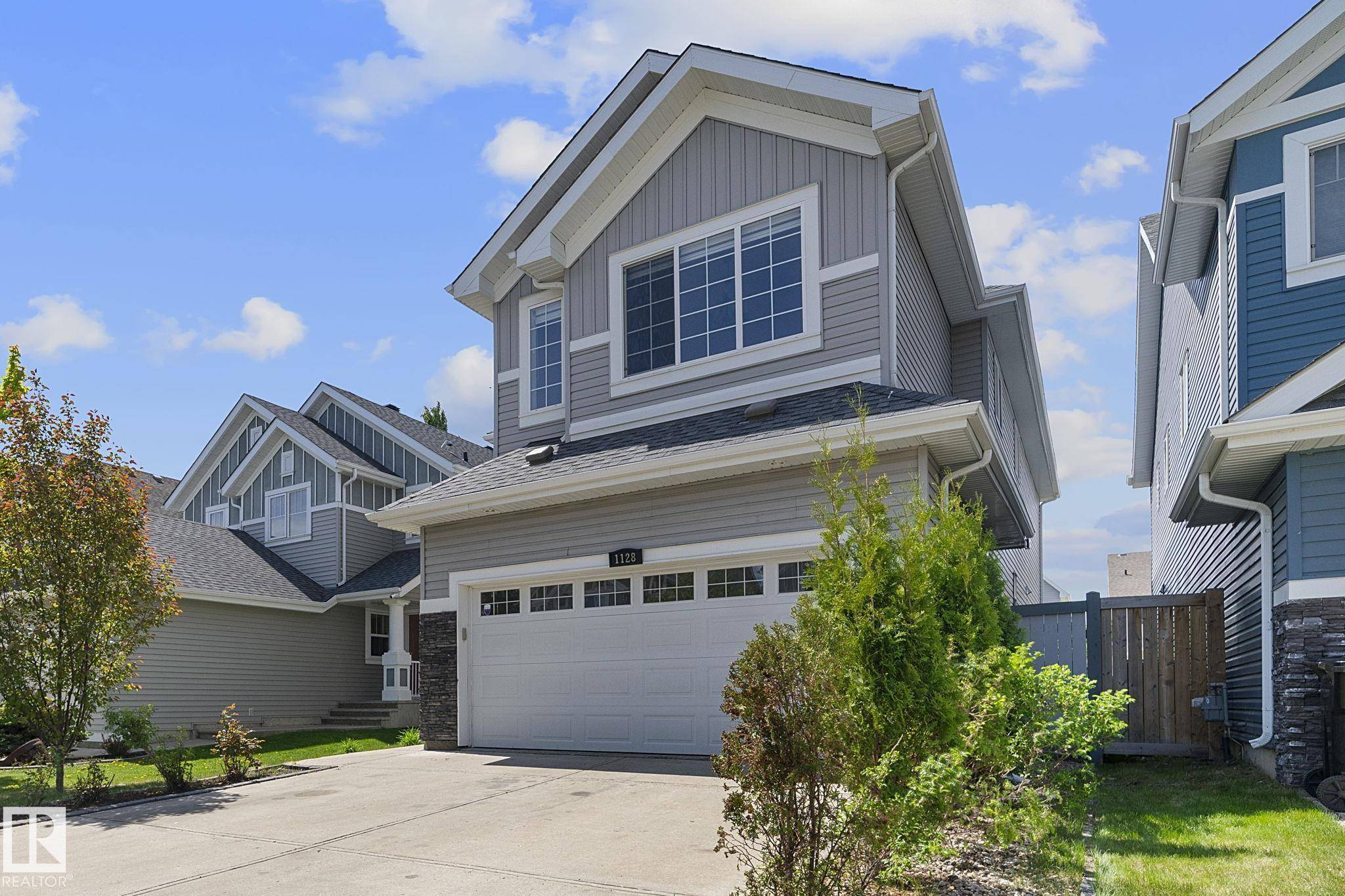 Edmonton, AB T6X 0N8,1128 72 ST SW